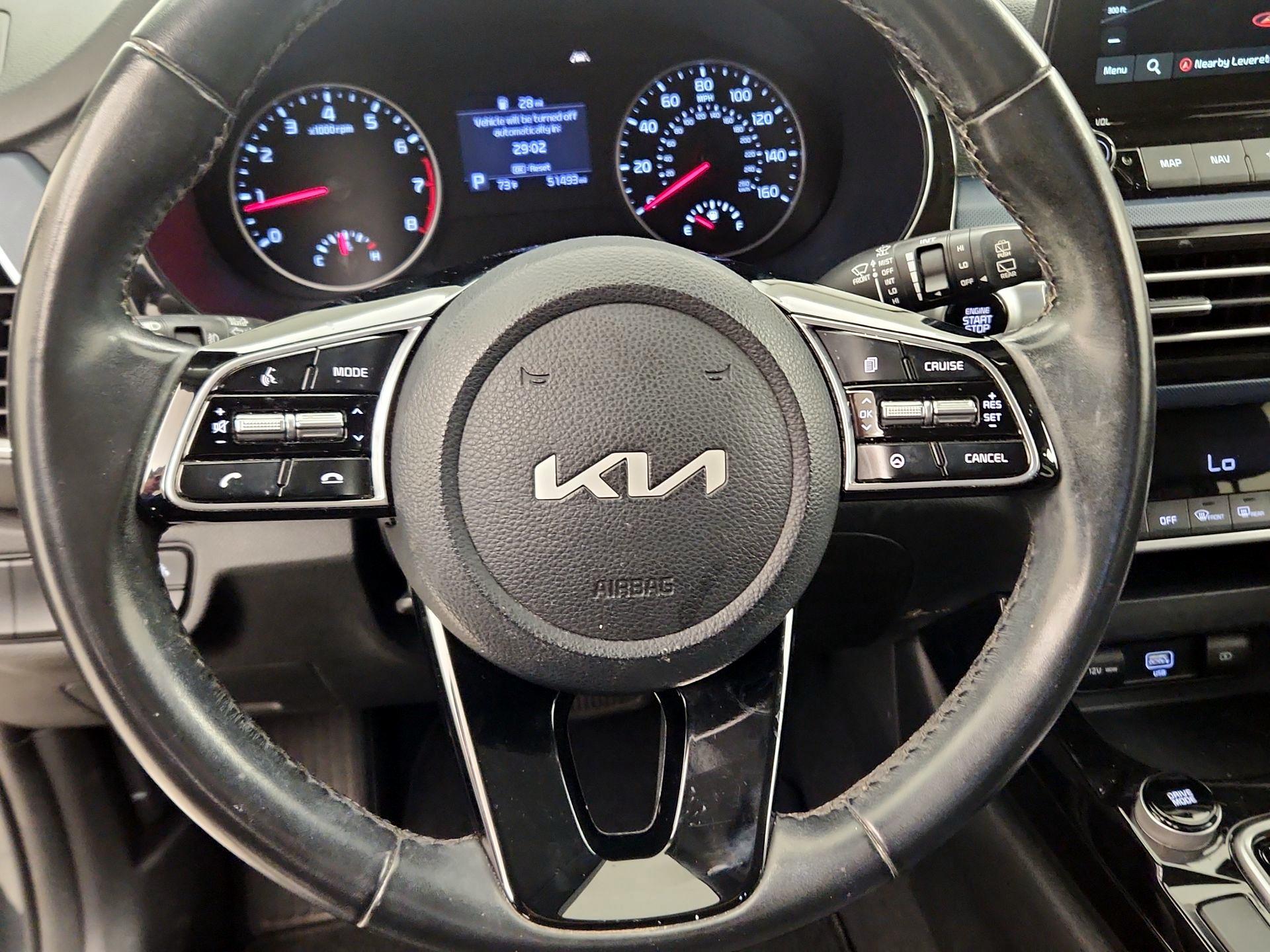 Thumbnail: 2023 Kia Seltos - 10