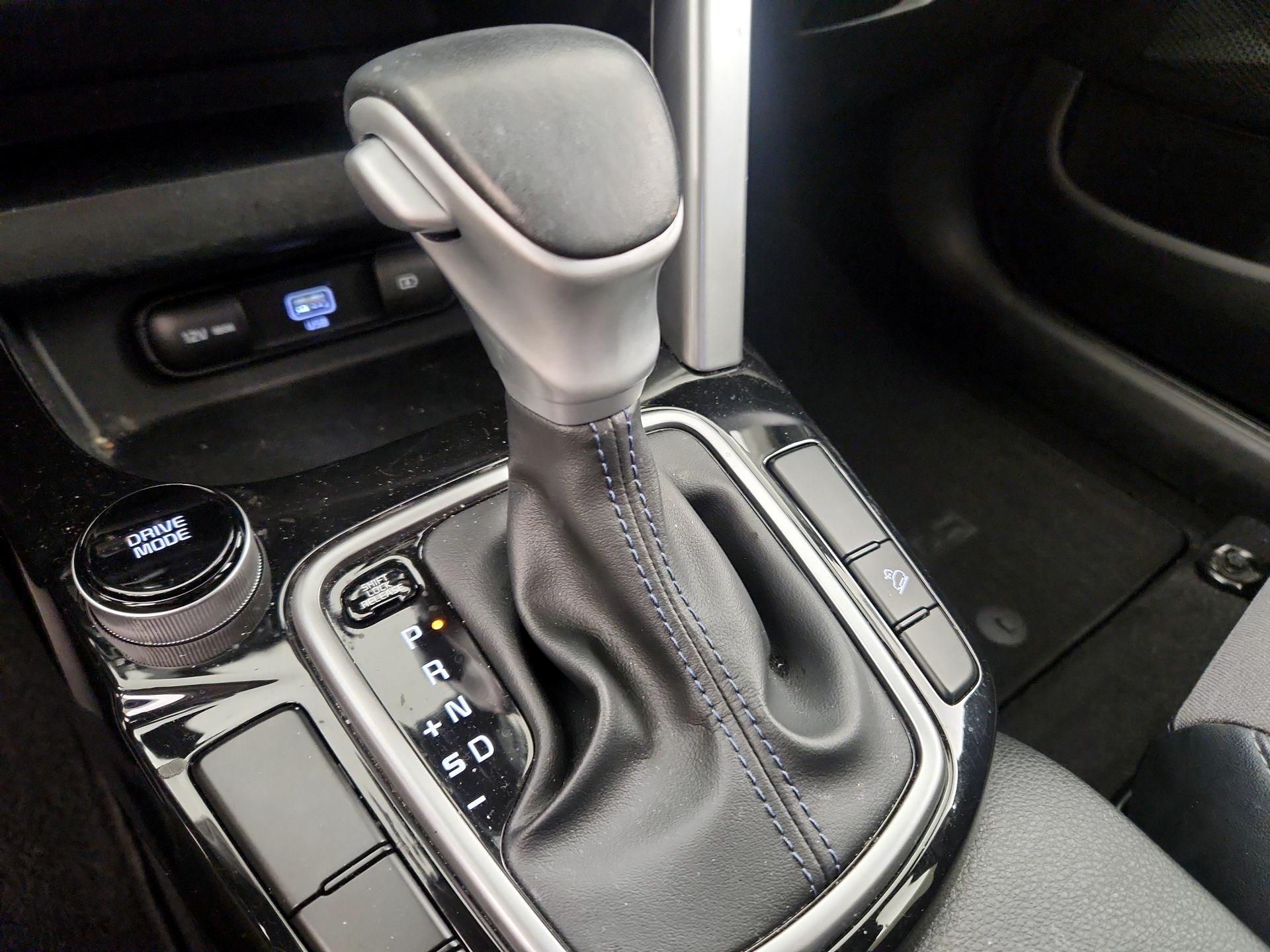 Thumbnail: 2023 Kia Seltos - 18