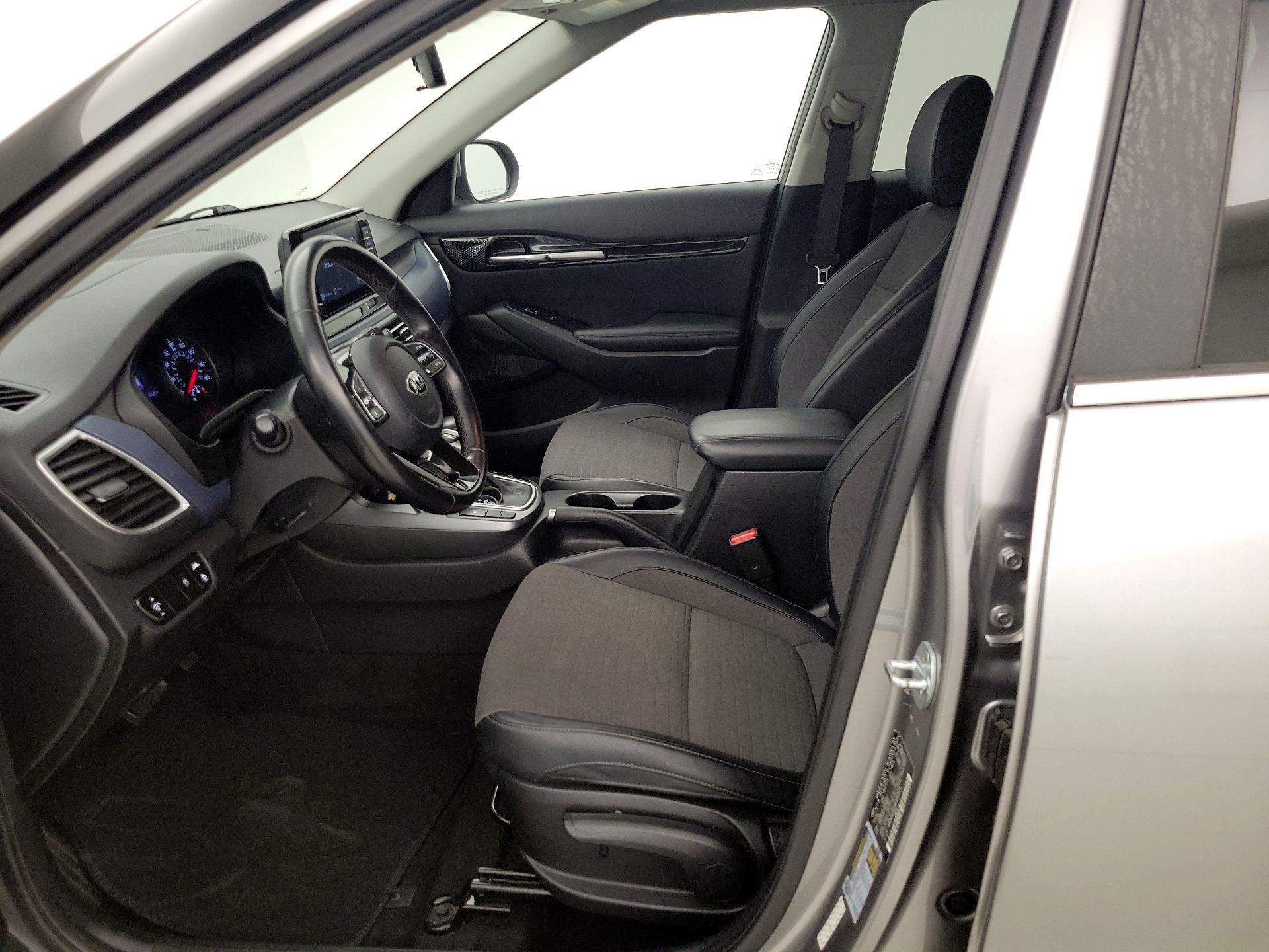 Thumbnail: 2021 Kia Seltos - 11