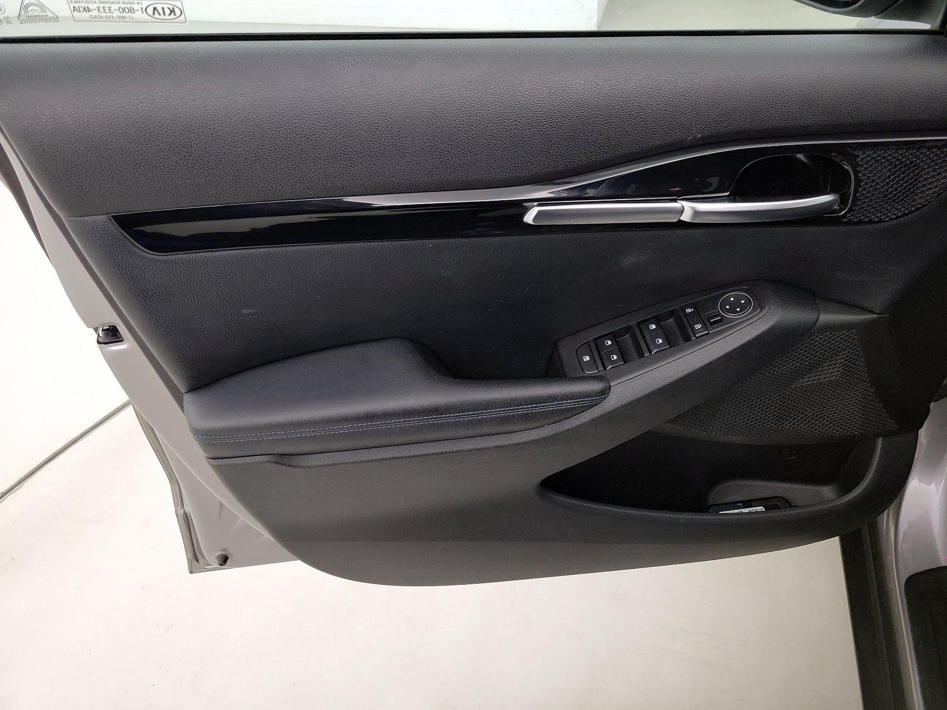 Thumbnail: 2021 Kia Seltos - 12