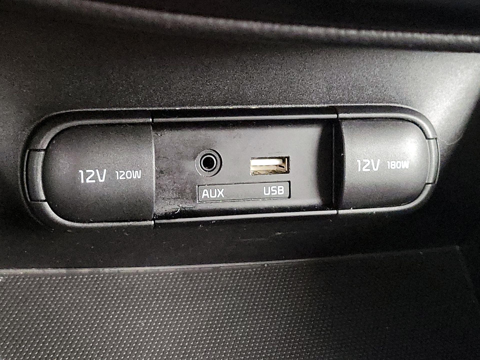 Thumbnail: 2015 Kia Soul - 17