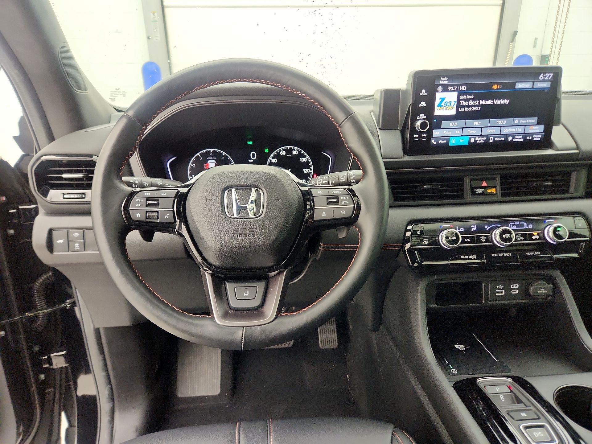 Thumbnail: 2025 Honda Pilot - 10