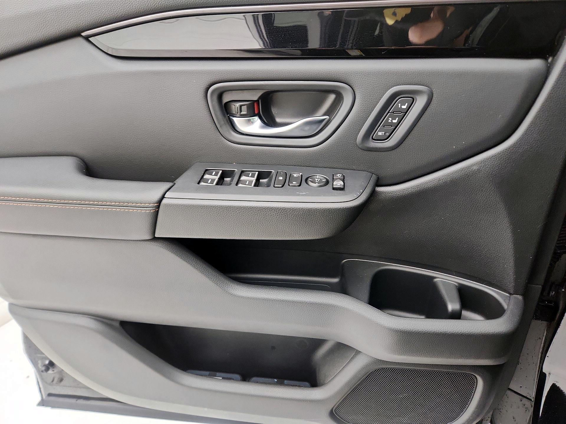 Thumbnail: 2025 Honda Pilot - 12