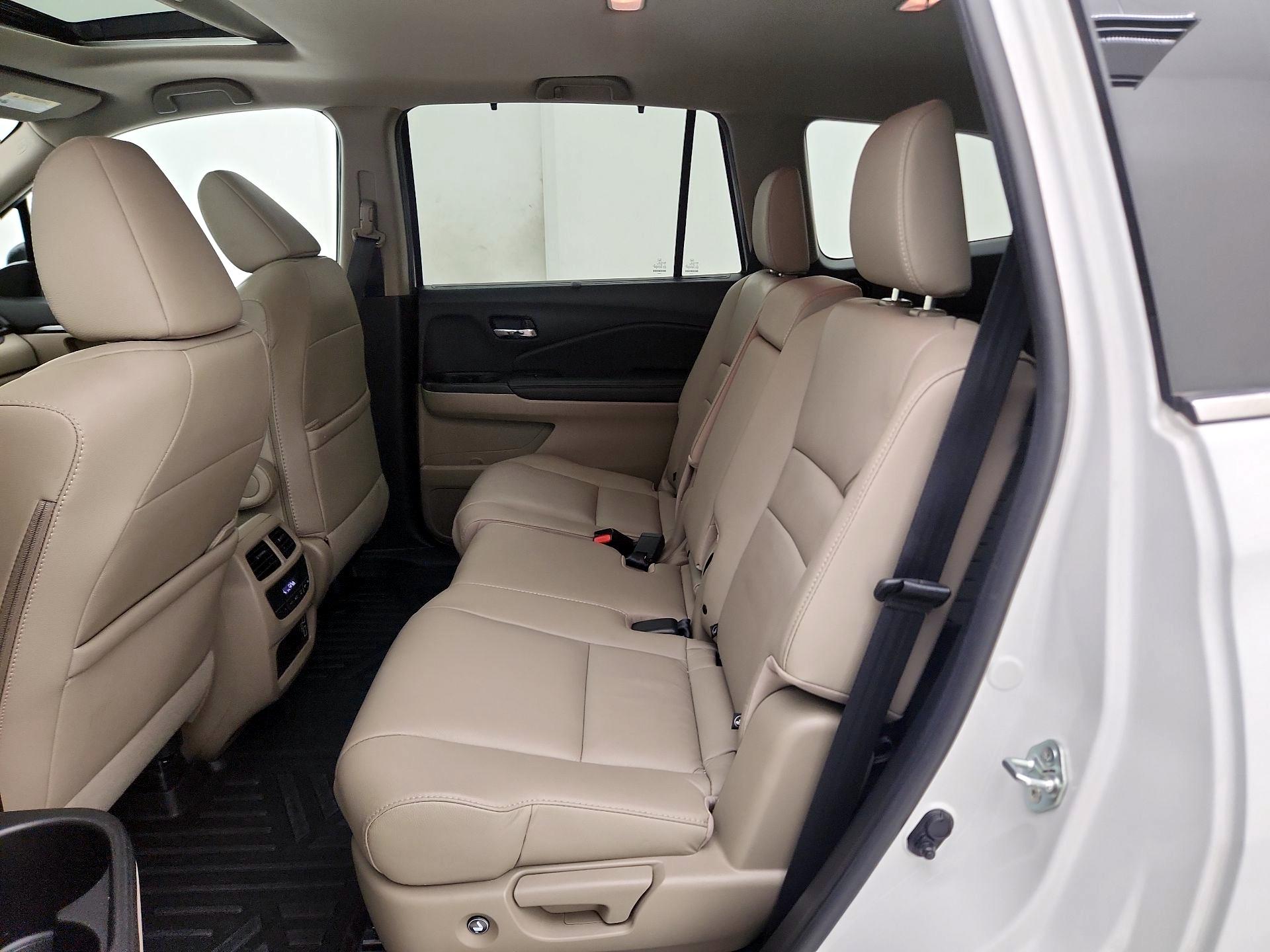 Thumbnail: 2022 Honda Pilot - 20