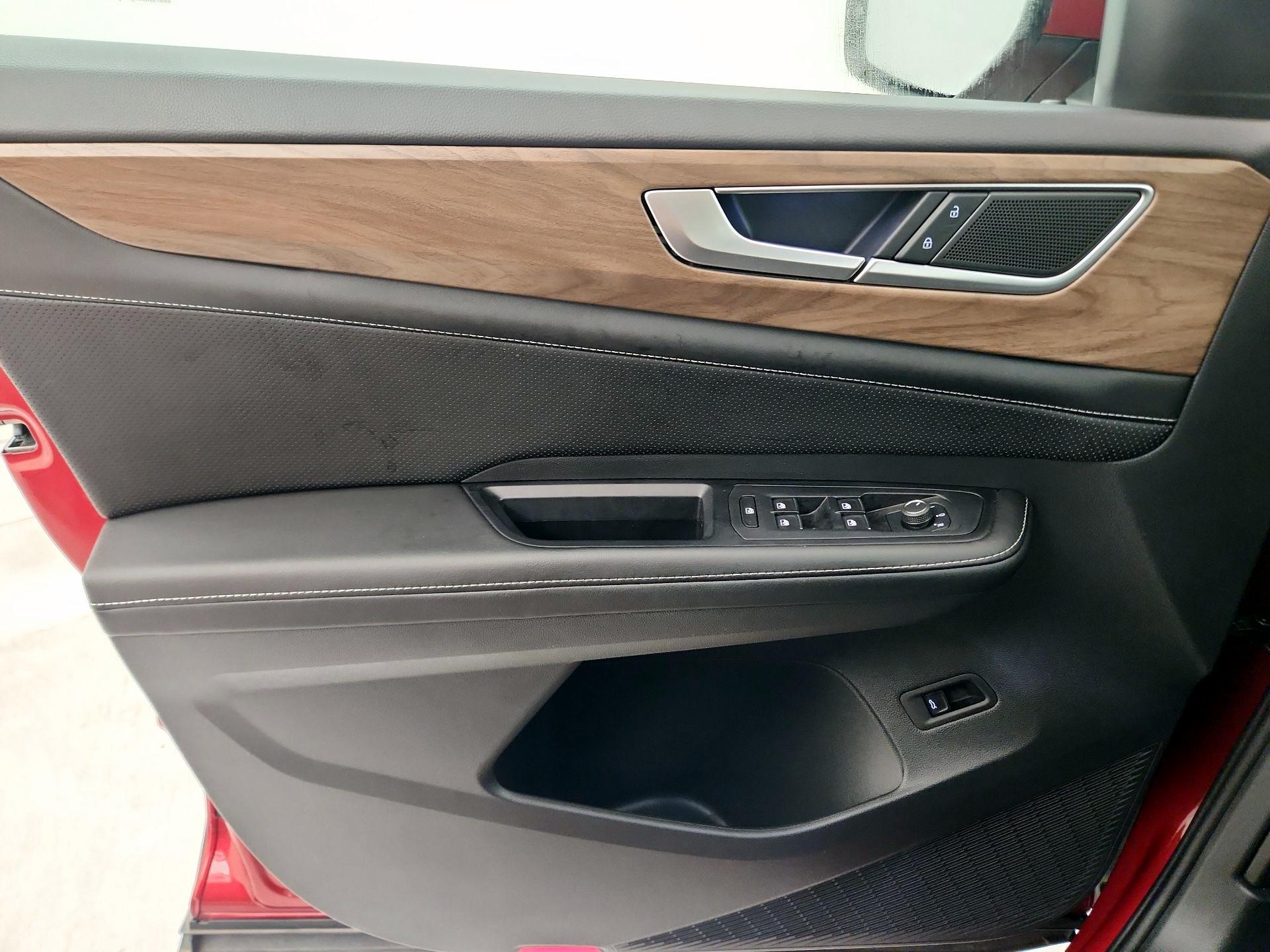 Thumbnail: 2024 Volkswagen Atlas - 12