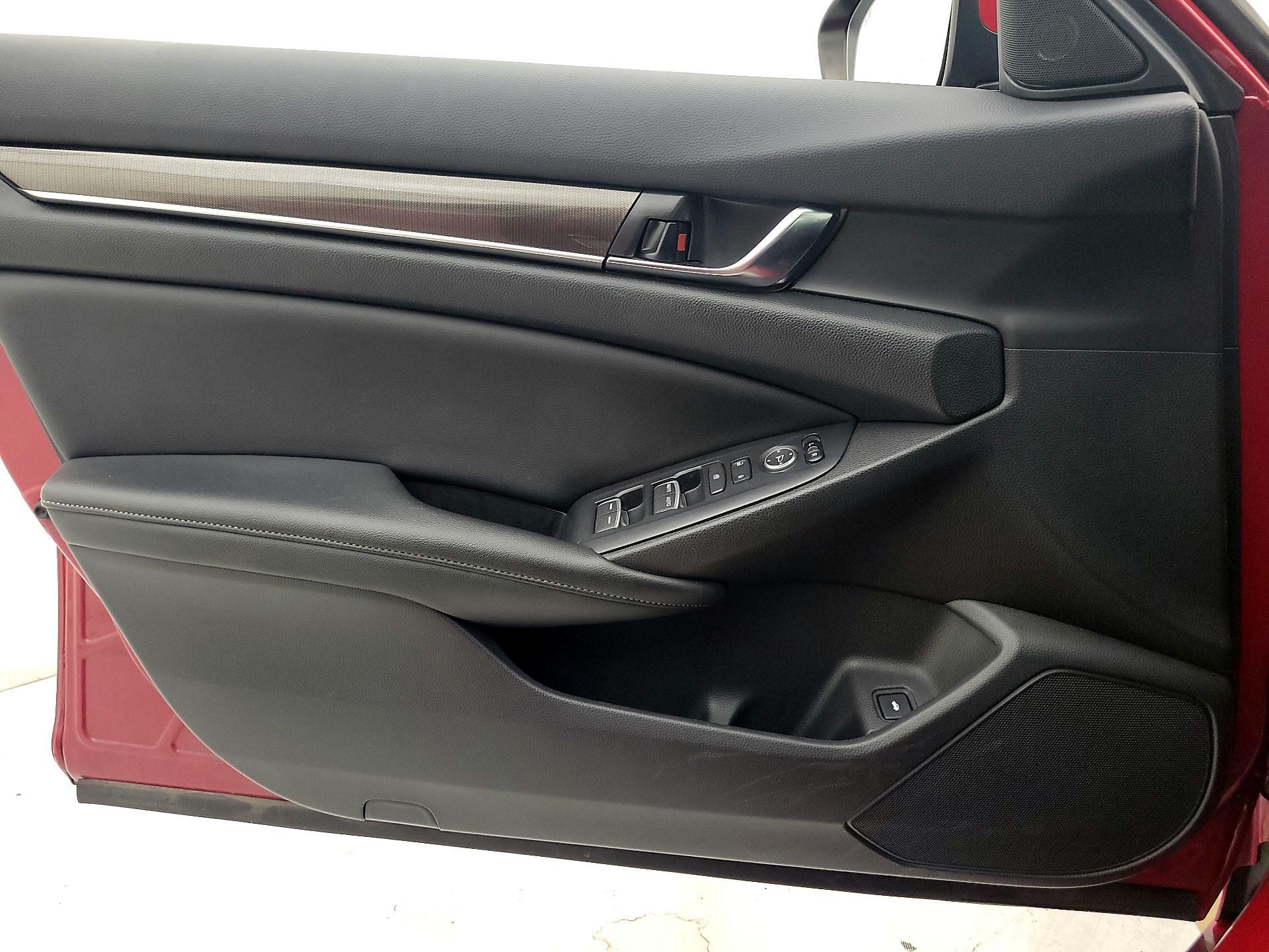 Thumbnail: 2020 Honda Accord - 12