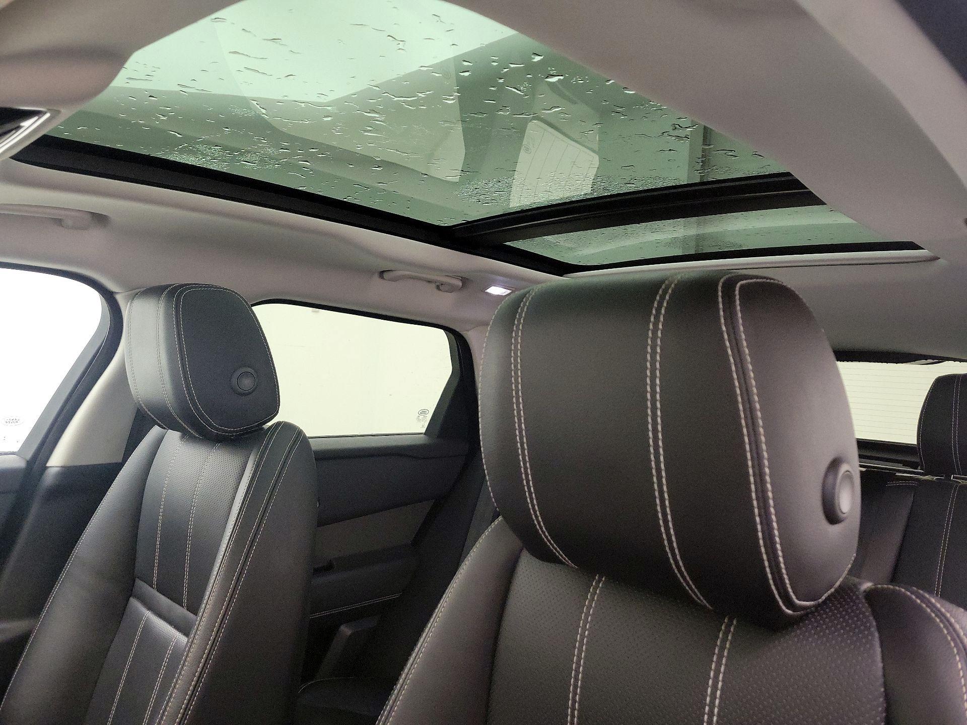 Thumbnail: 2018 Land Rover Range Rover Velar - 20