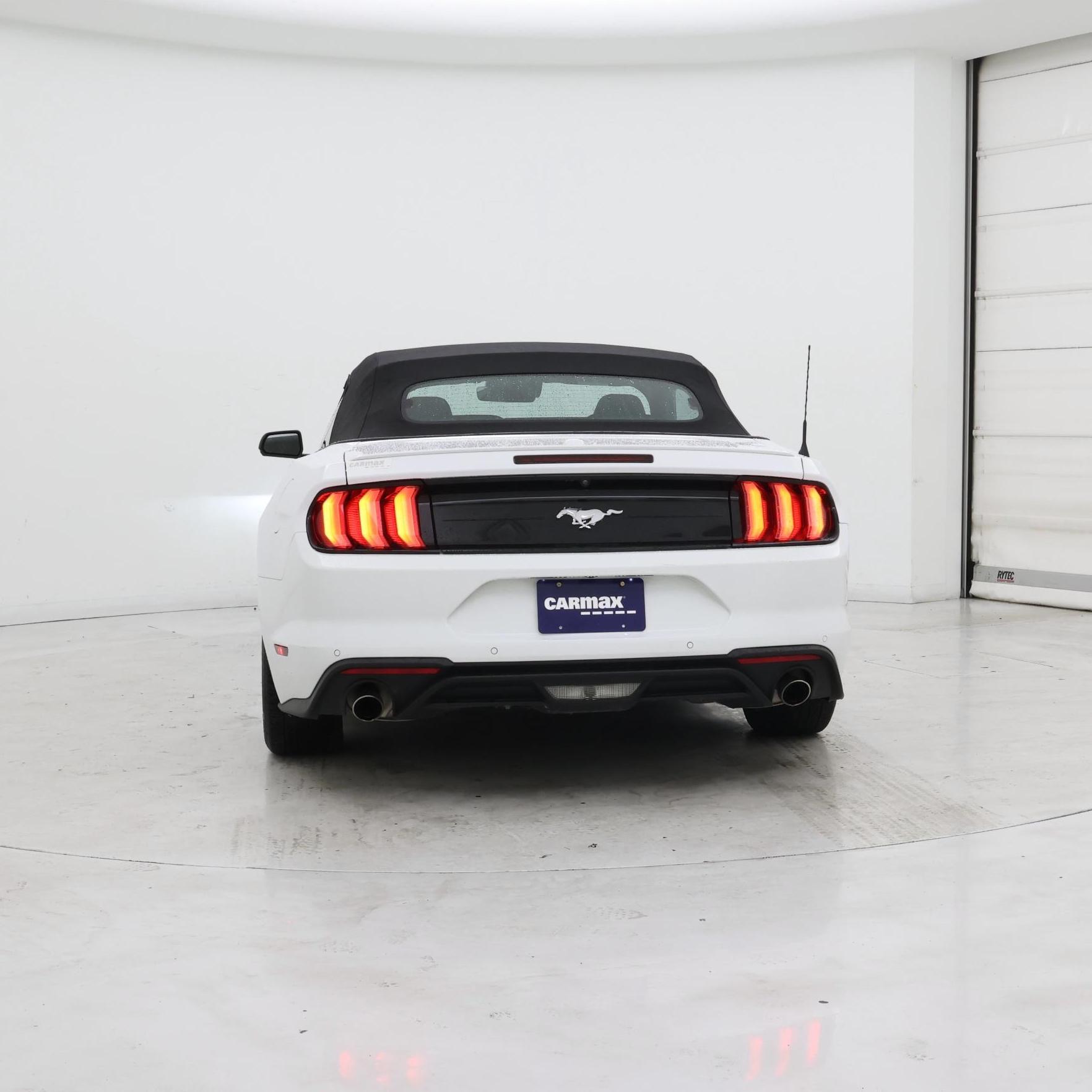 Thumbnail: 2022 Ford Mustang - 6