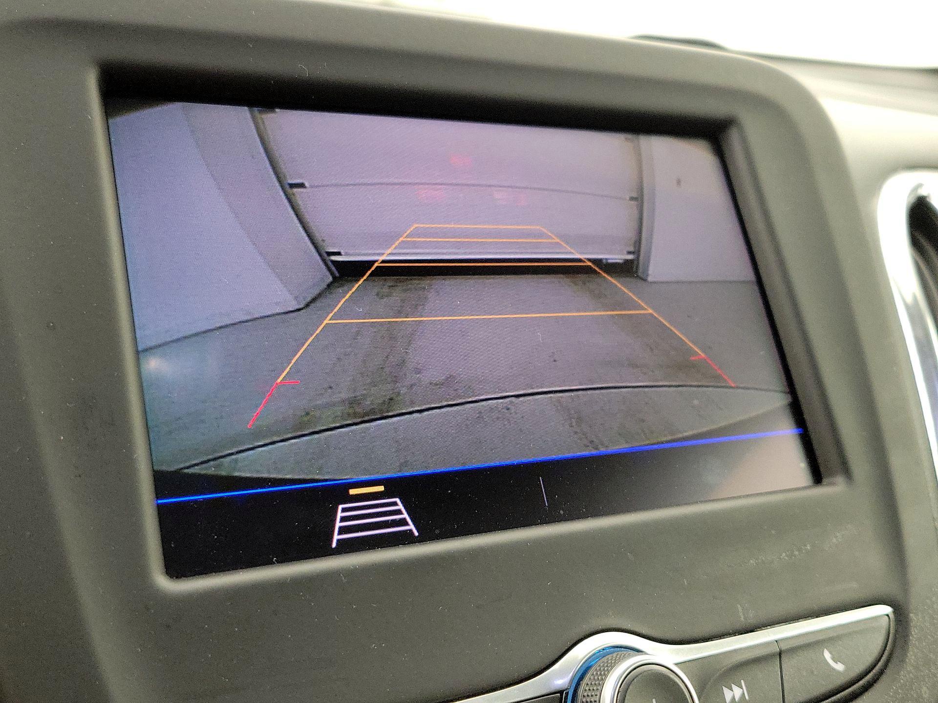 Thumbnail: 2020 Chevrolet Equinox - 14