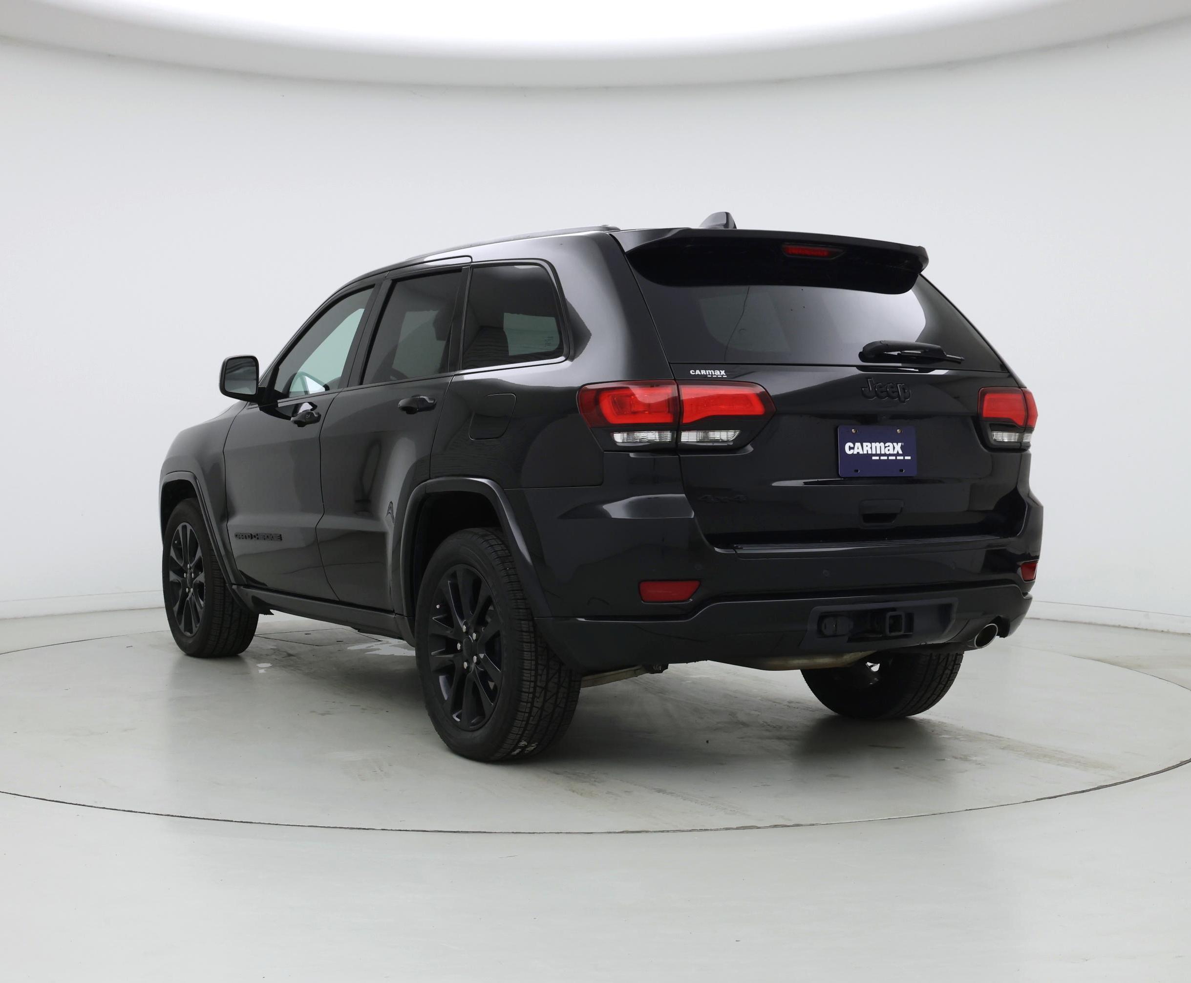 Thumbnail: 2018 Jeep Grand Cherokee - 2