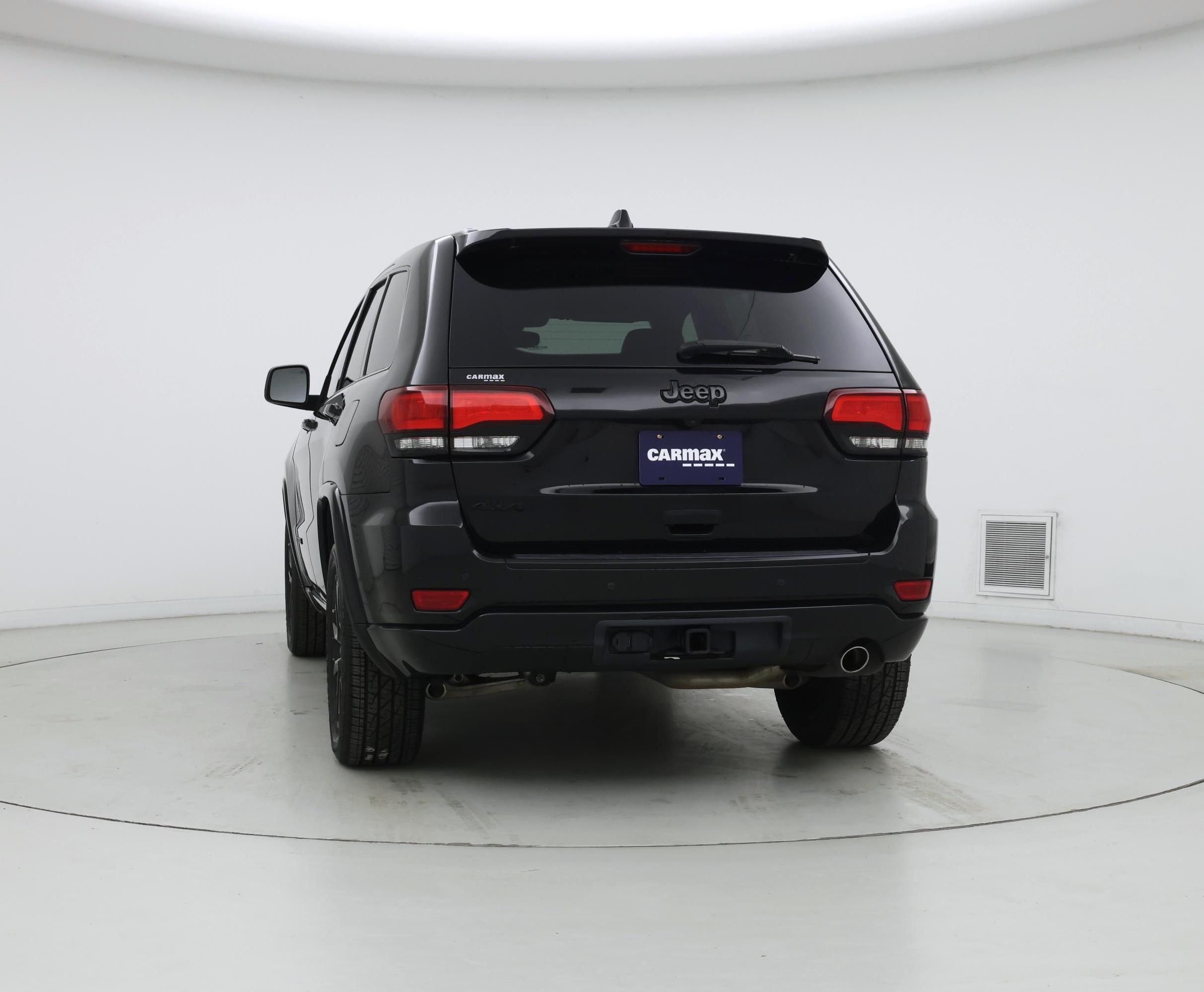 Thumbnail: 2018 Jeep Grand Cherokee - 6