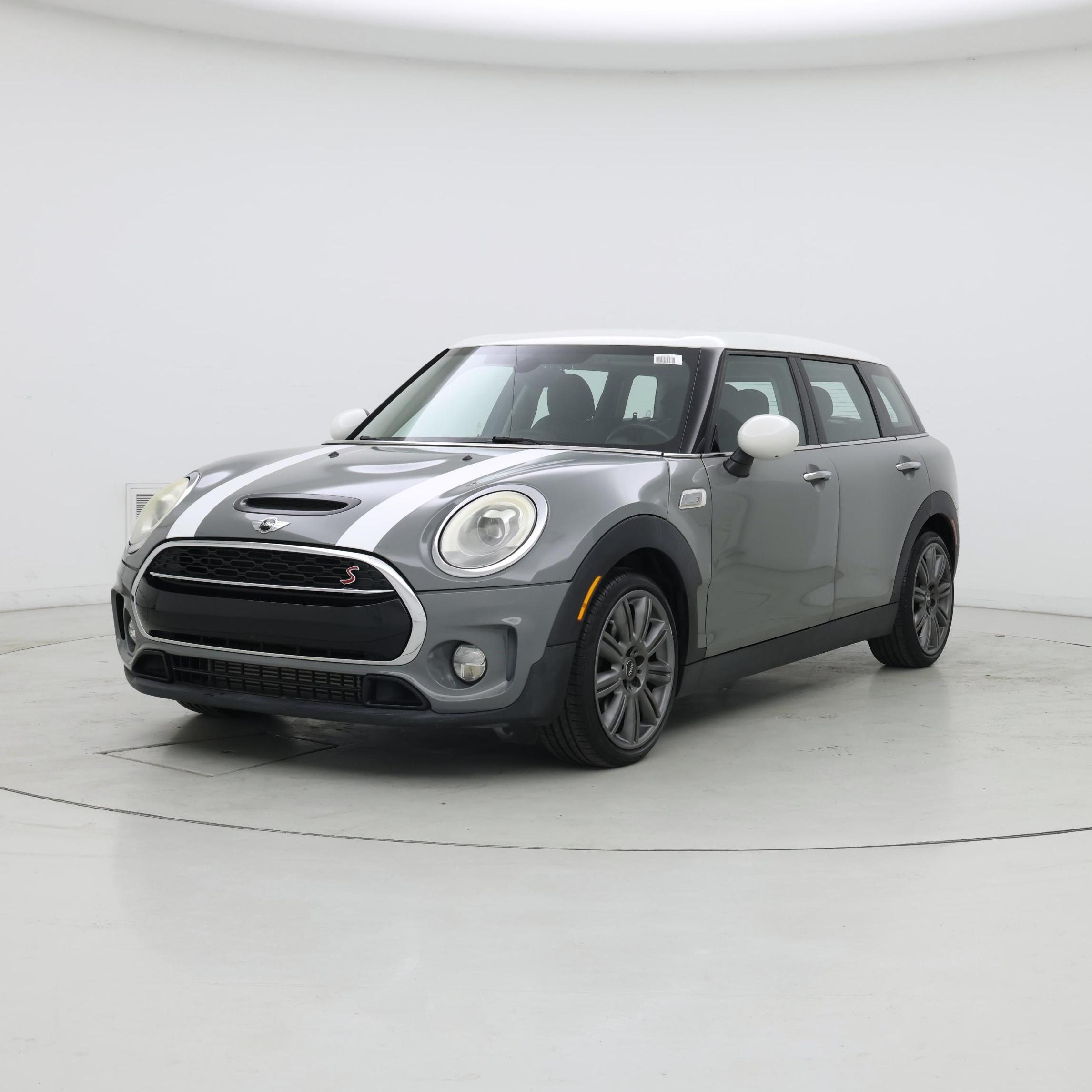 Thumbnail: 2017 MINI Cooper Clubman - 4