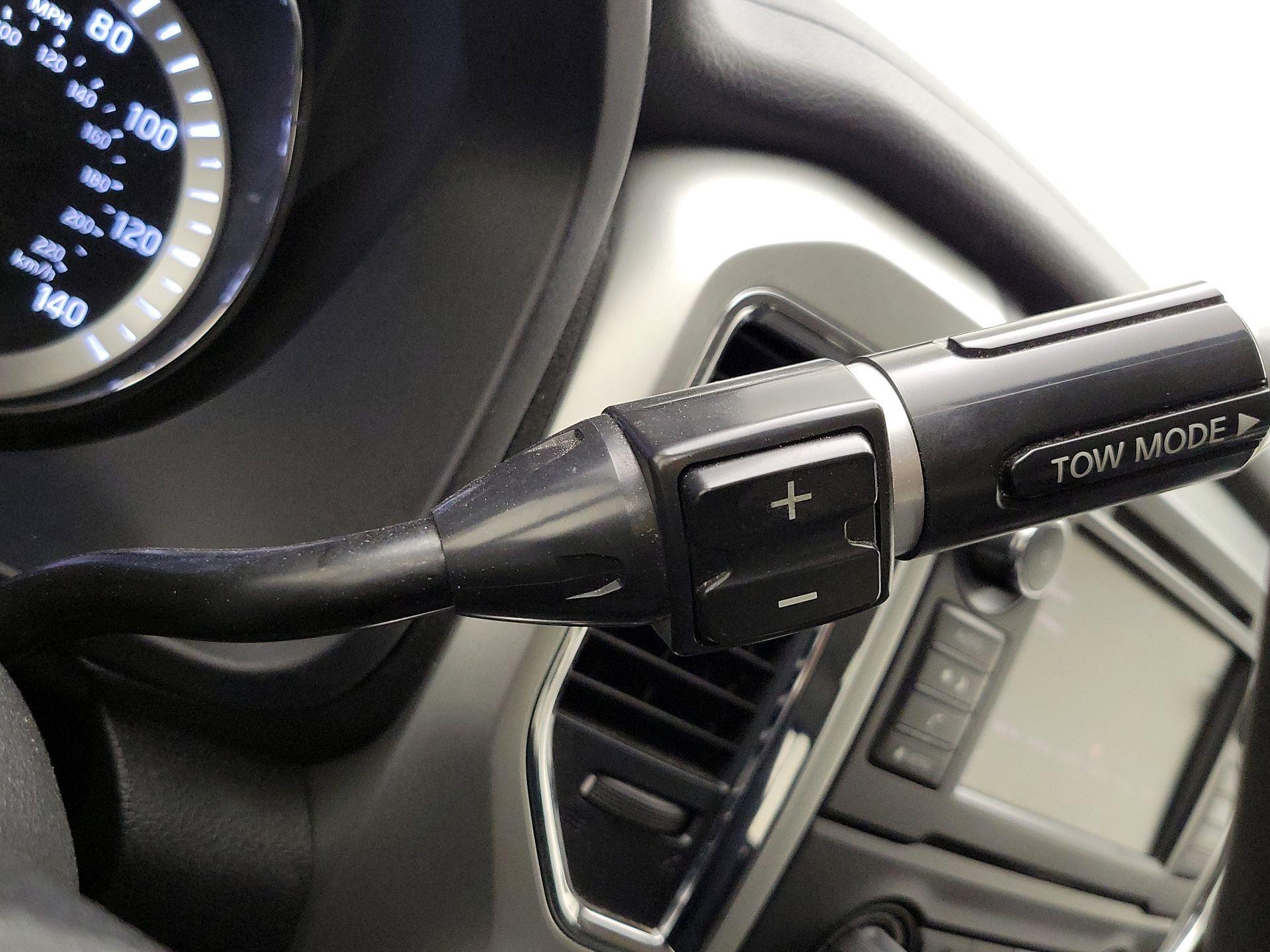 Thumbnail: 2019 Nissan Titan - 17