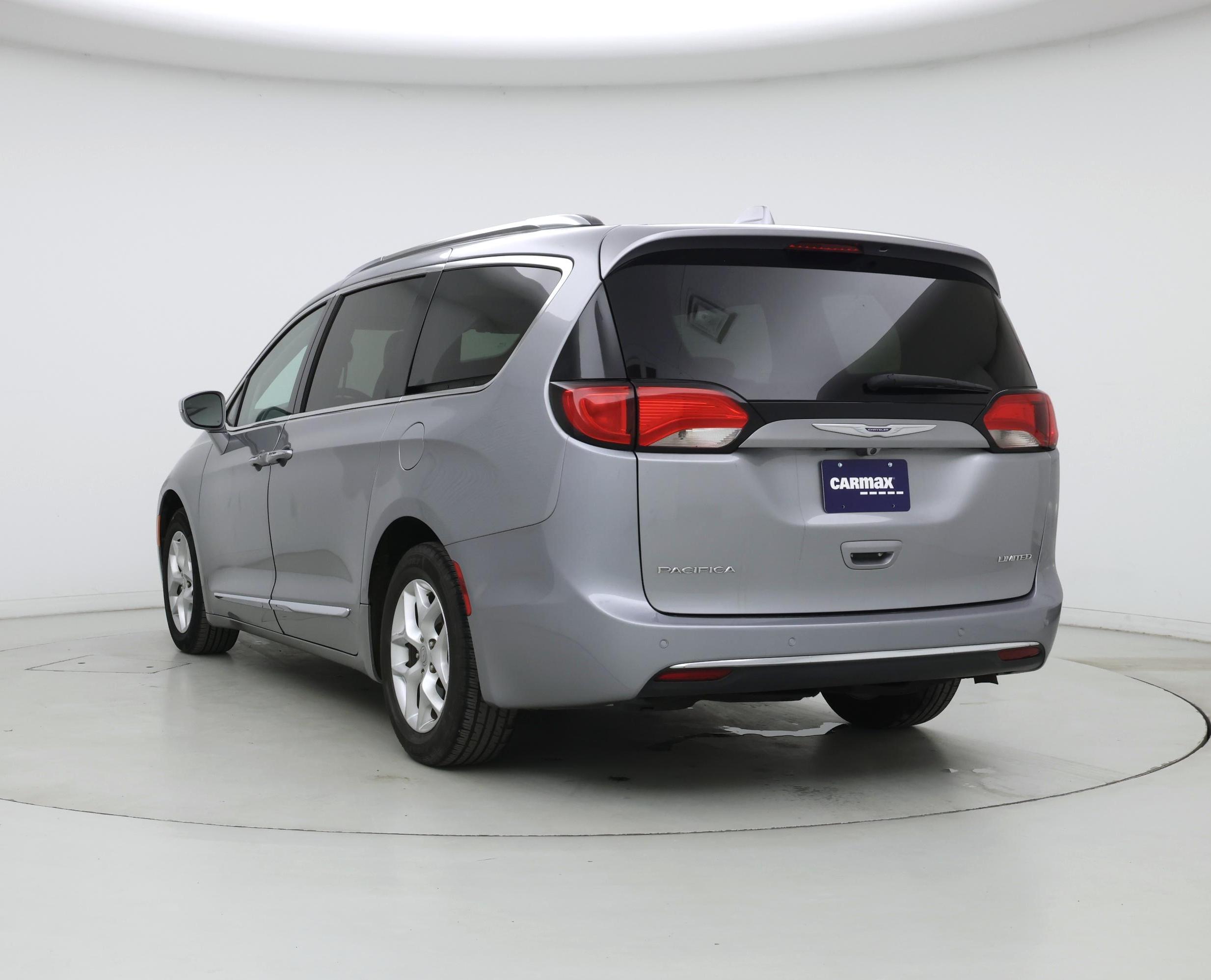 Thumbnail: 2020 Chrysler Pacifica - 2