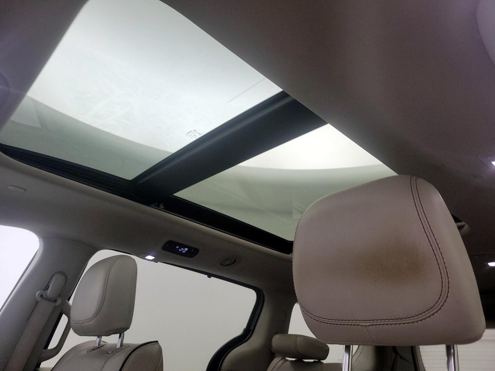 Thumbnail: 2020 Chrysler Pacifica - 19