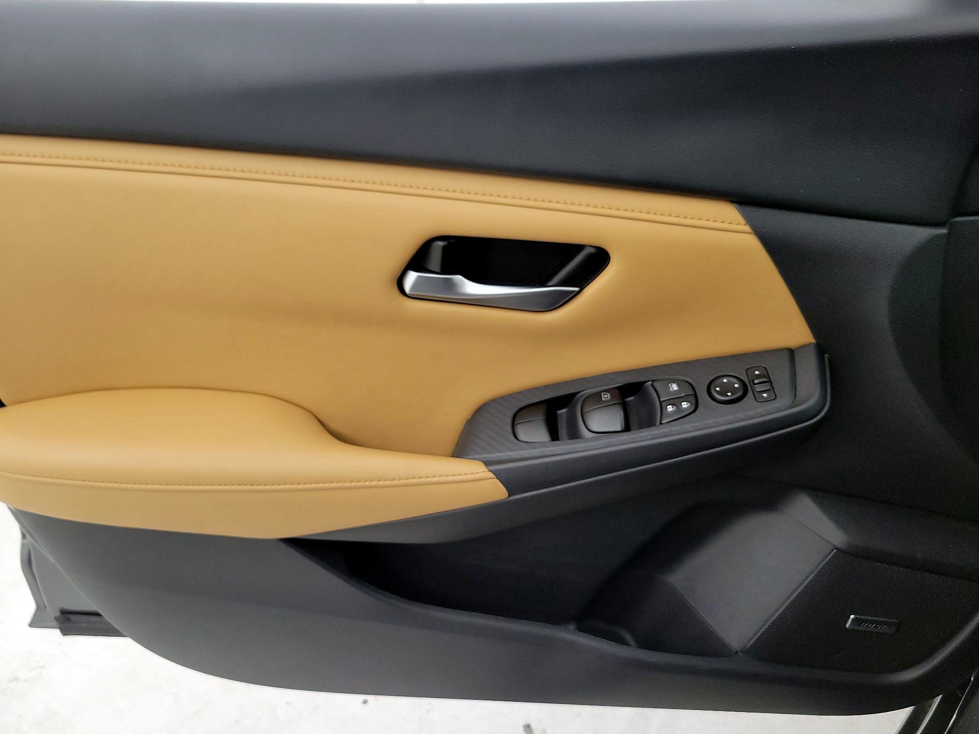 Thumbnail: 2025 Nissan Sentra - 12