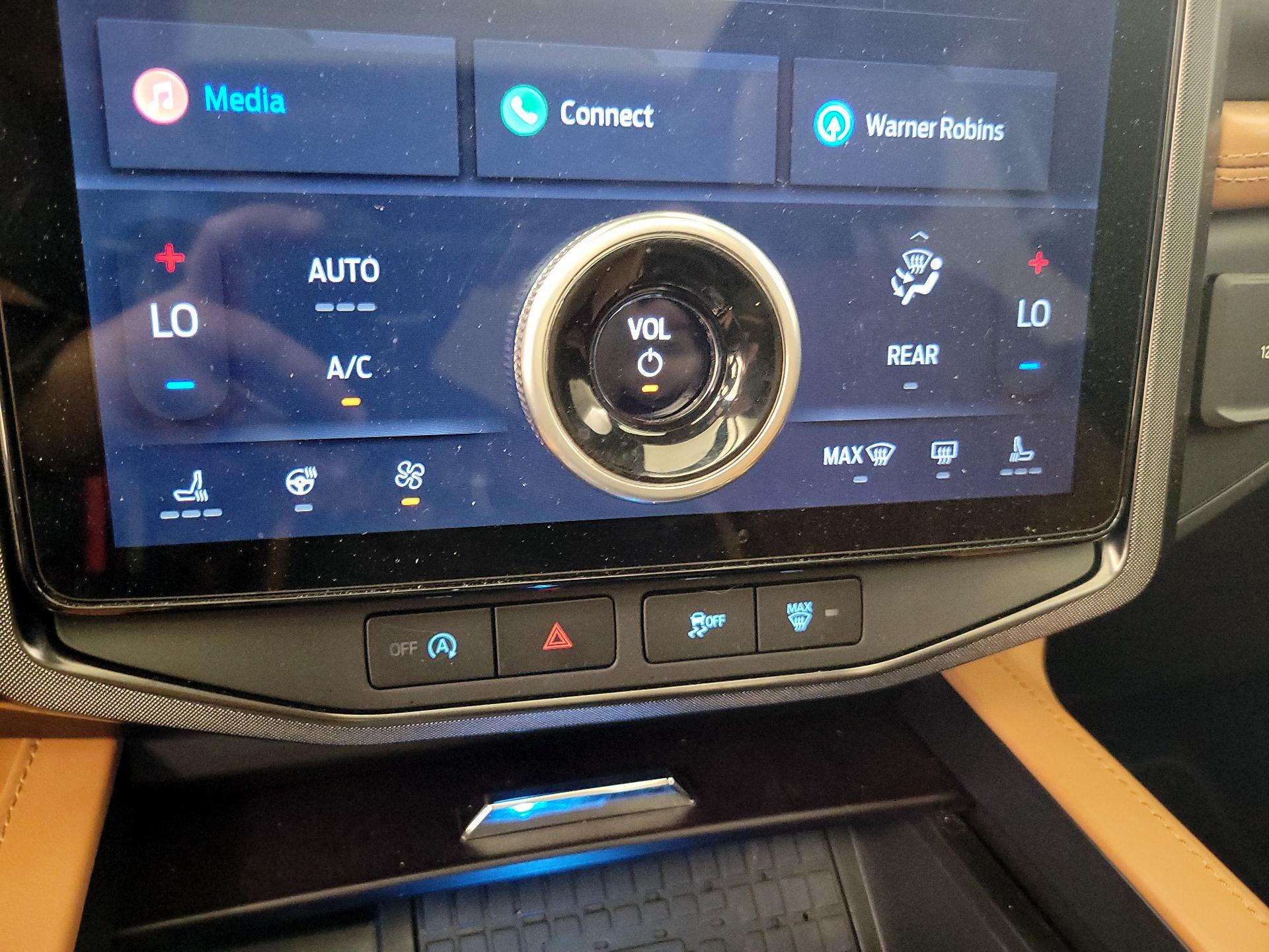 Thumbnail: 2023 Ford Expedition MAX - 17