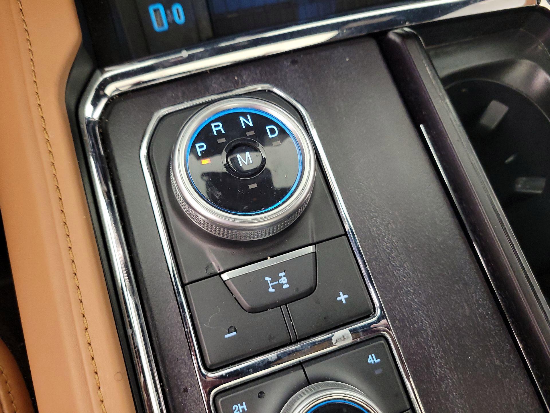 Thumbnail: 2023 Ford Expedition MAX - 18