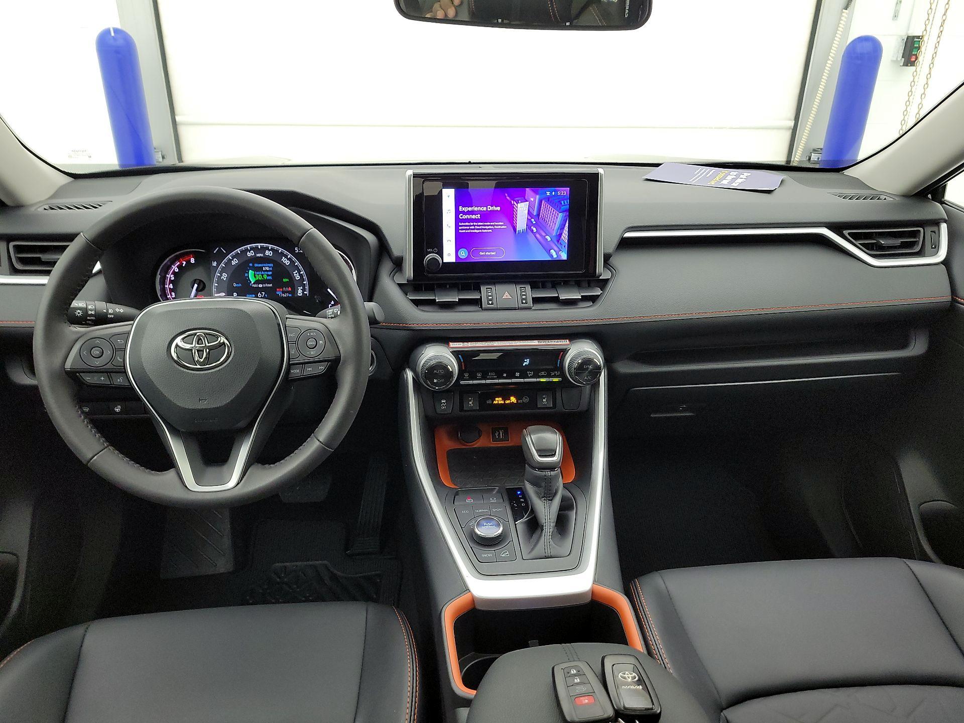 Thumbnail: 2024 Toyota RAV4 - 9