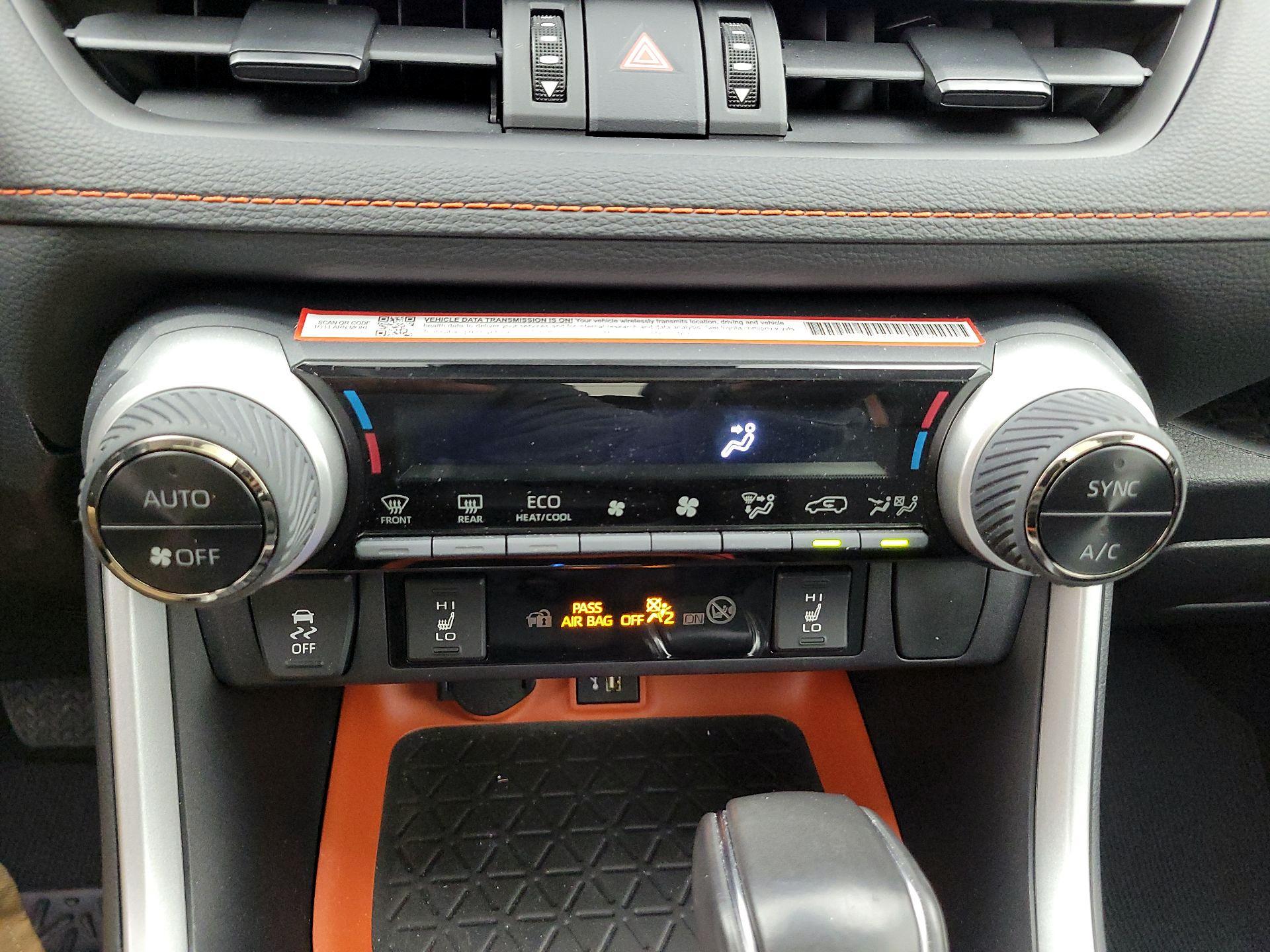 Thumbnail: 2024 Toyota RAV4 - 16