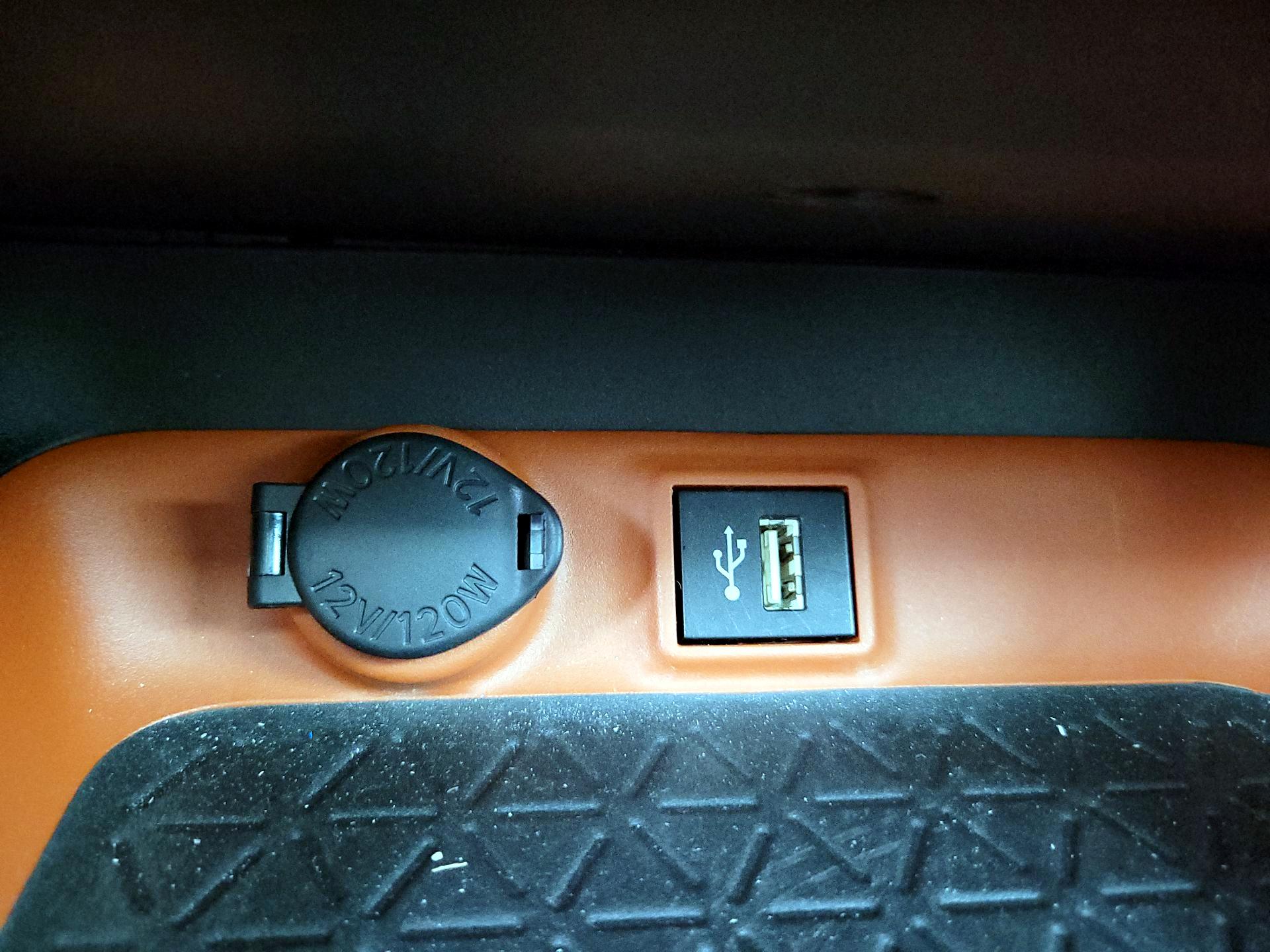 Thumbnail: 2024 Toyota RAV4 - 18