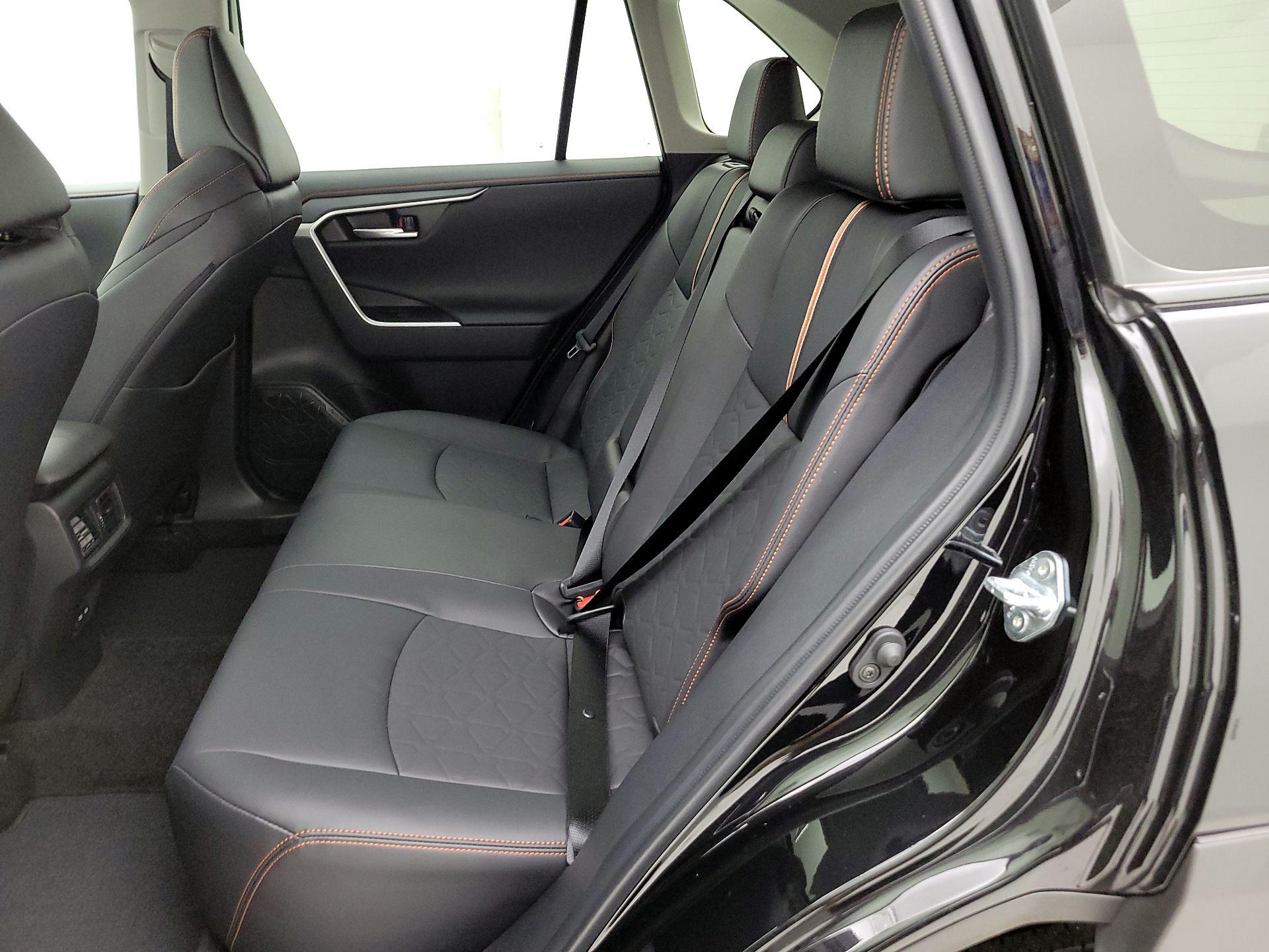 Thumbnail: 2024 Toyota RAV4 - 20