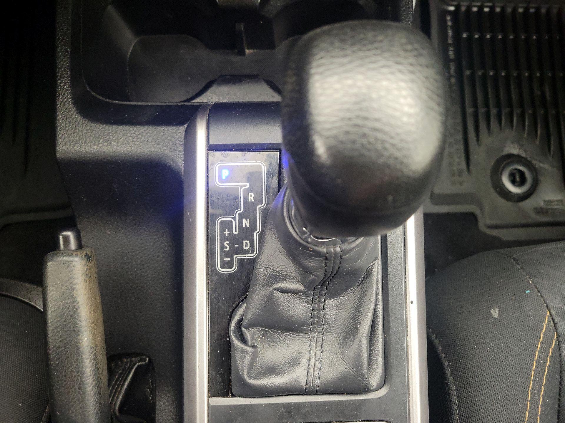 Thumbnail: 2020 Toyota Tacoma - 17