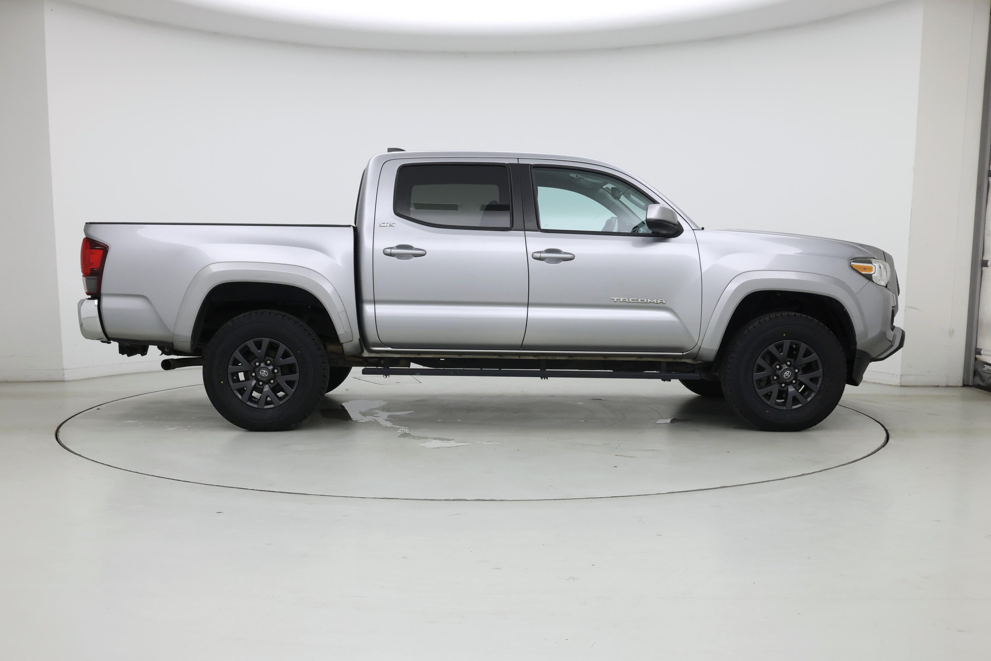 Thumbnail: 2020 Toyota Tacoma - 7