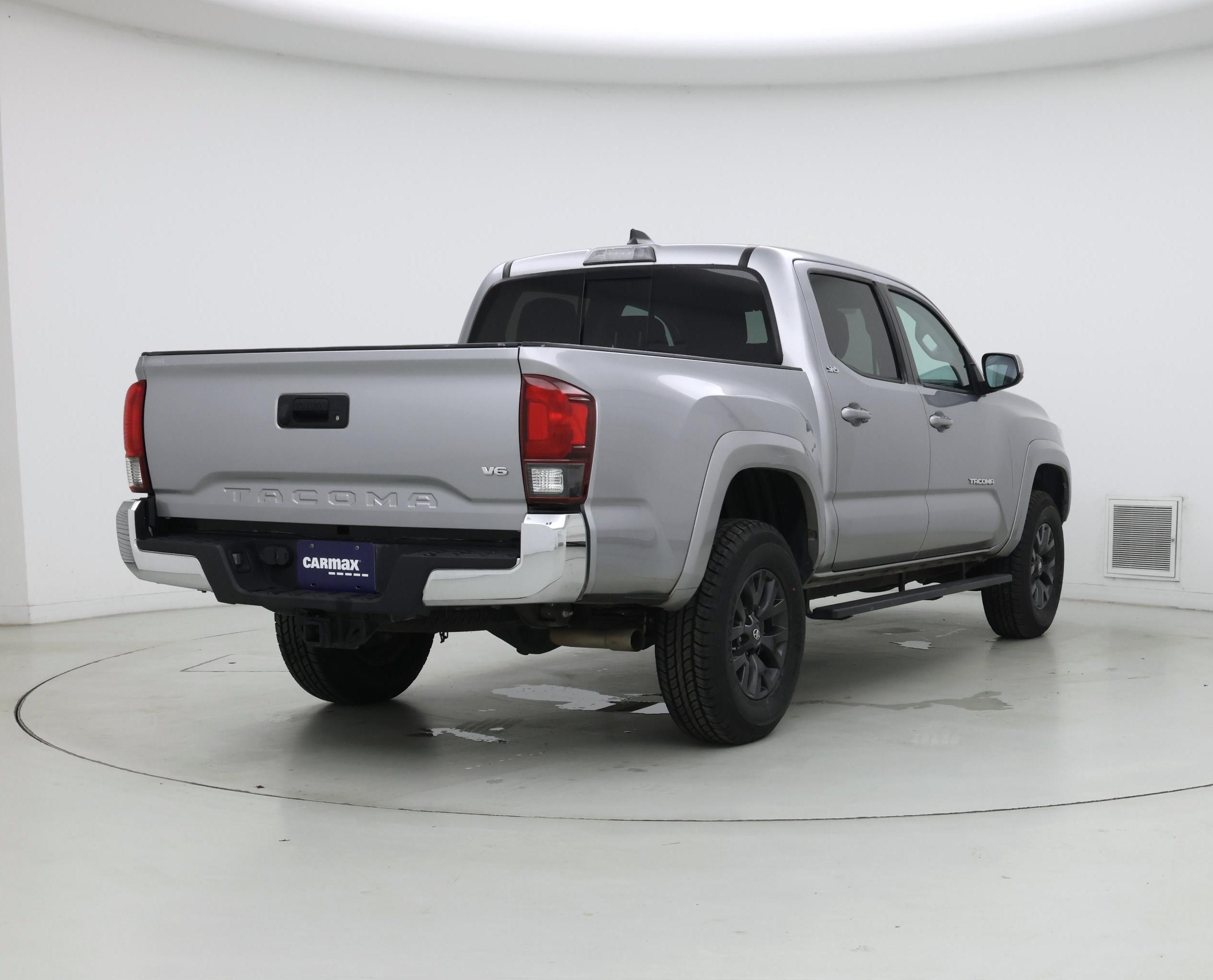 Thumbnail: 2020 Toyota Tacoma - 8