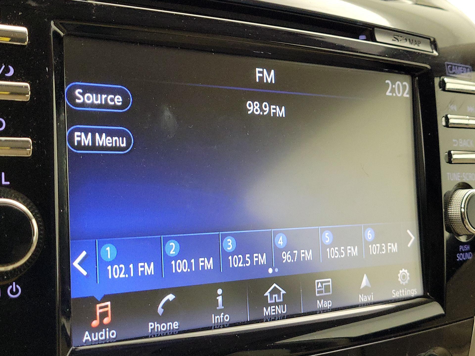 Thumbnail: 2015 Nissan Murano - 15