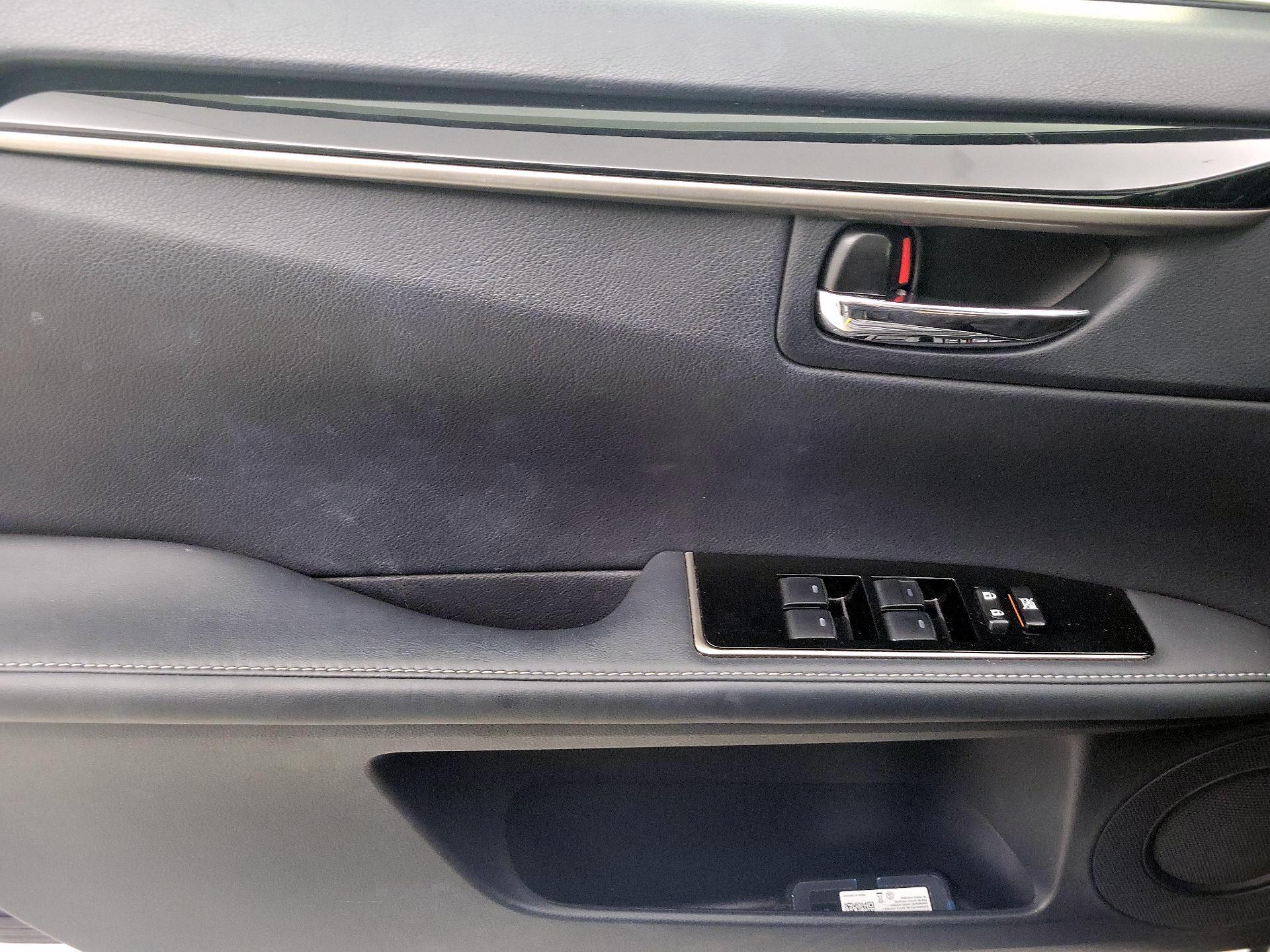 Thumbnail: 2016 Lexus ES - 12