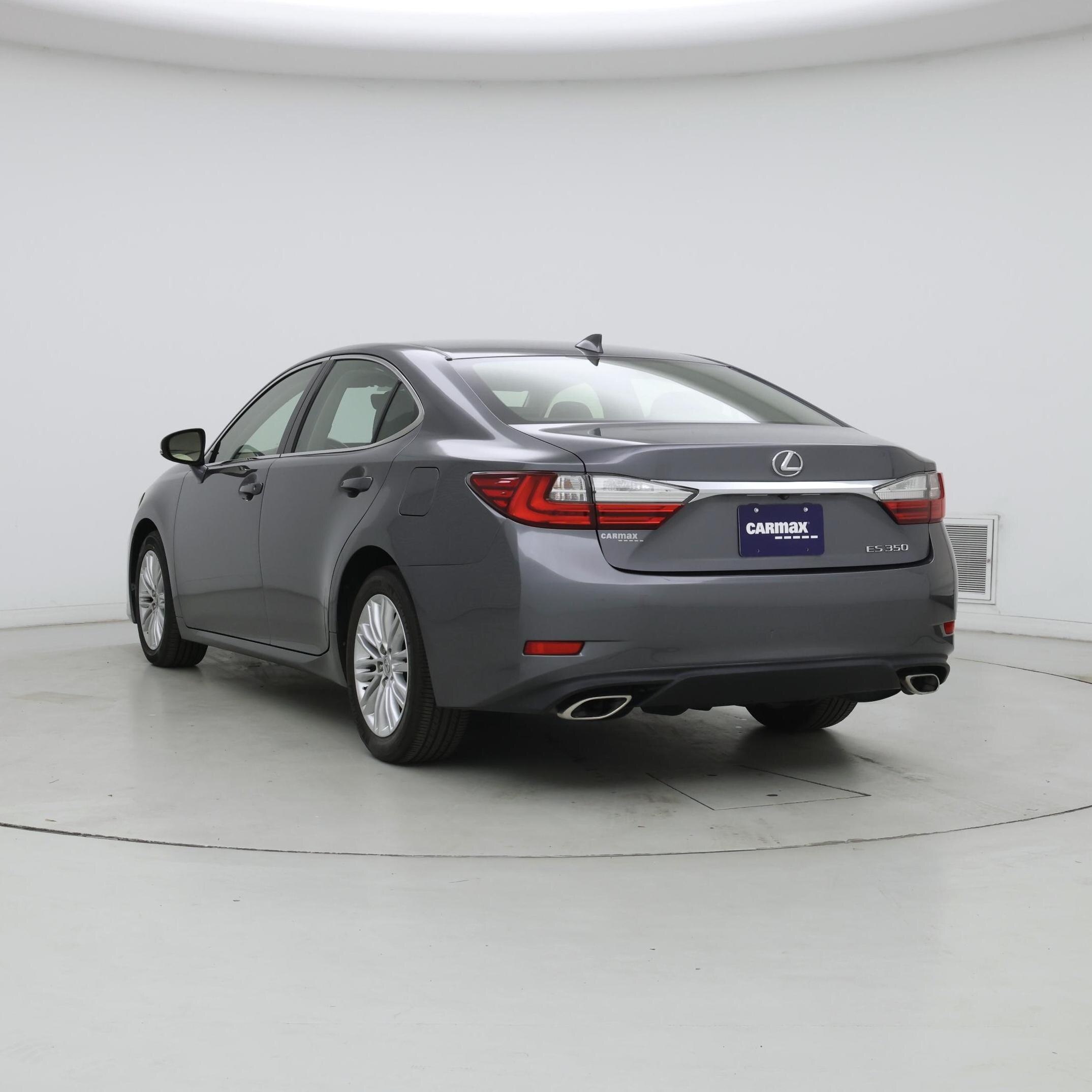 Thumbnail: 2016 Lexus ES - 2