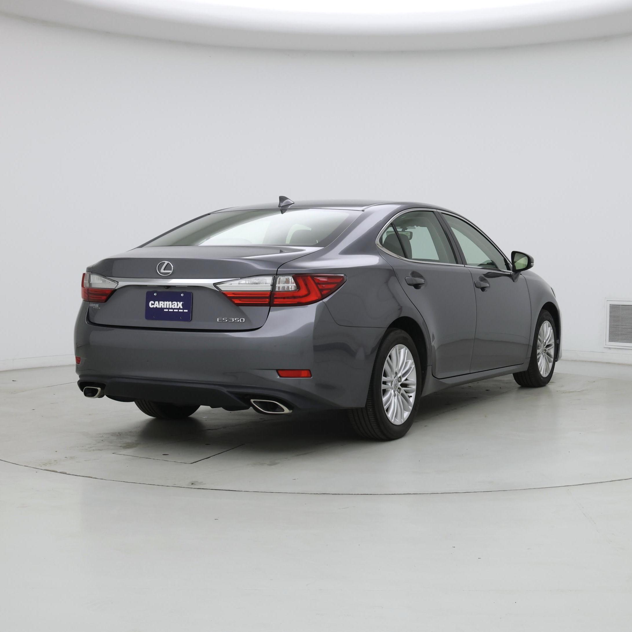 Thumbnail: 2016 Lexus ES - 8