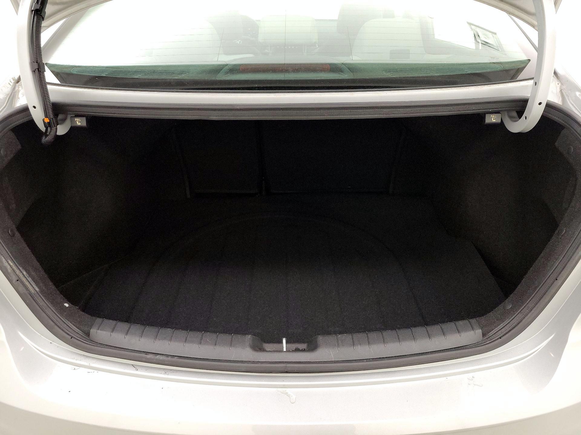 Thumbnail: 2017 Hyundai Elantra - 20