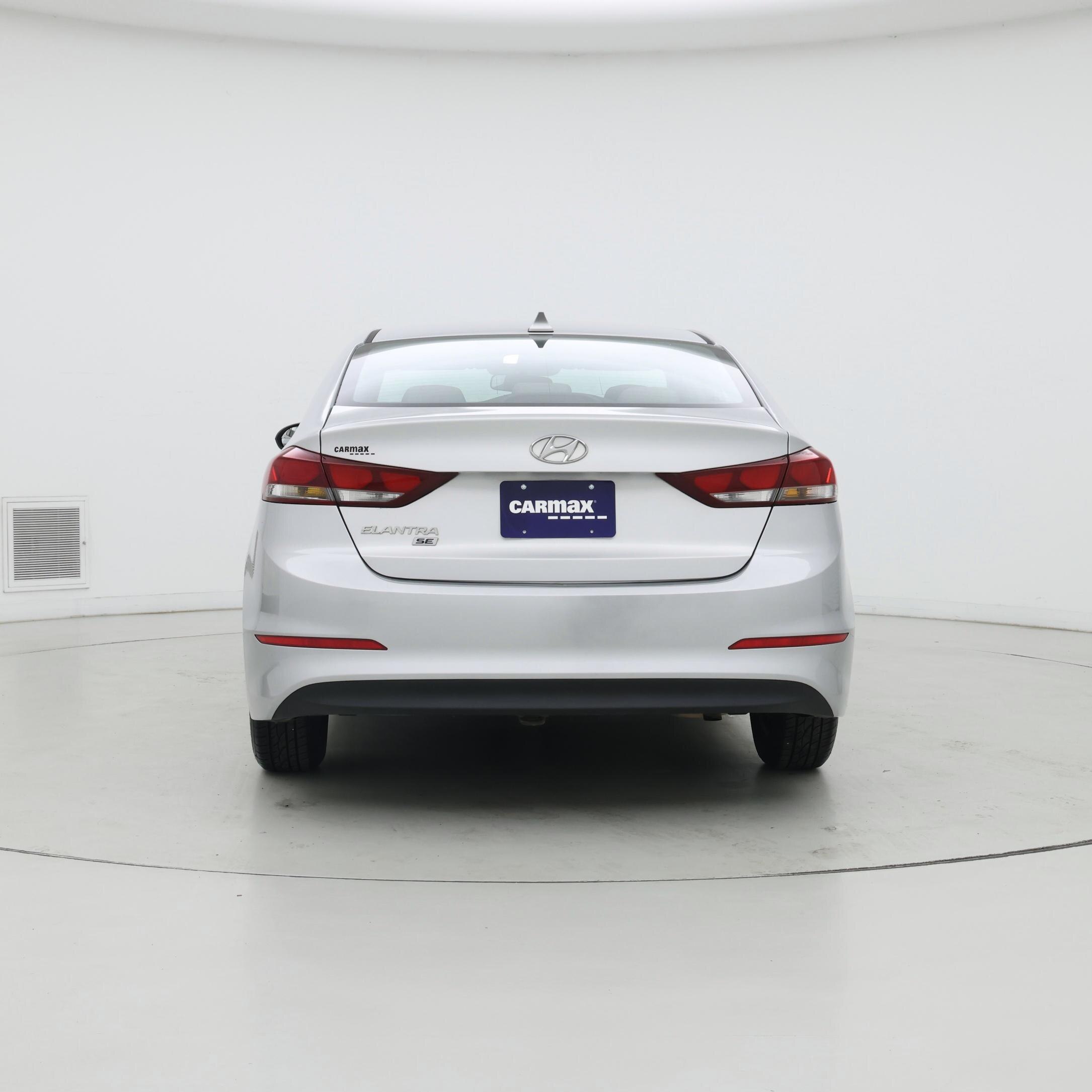 Thumbnail: 2017 Hyundai Elantra - 6