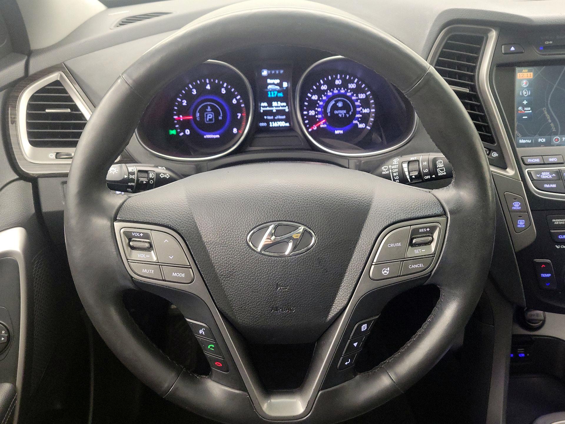 Thumbnail: 2016 Hyundai Santa Fe - 10