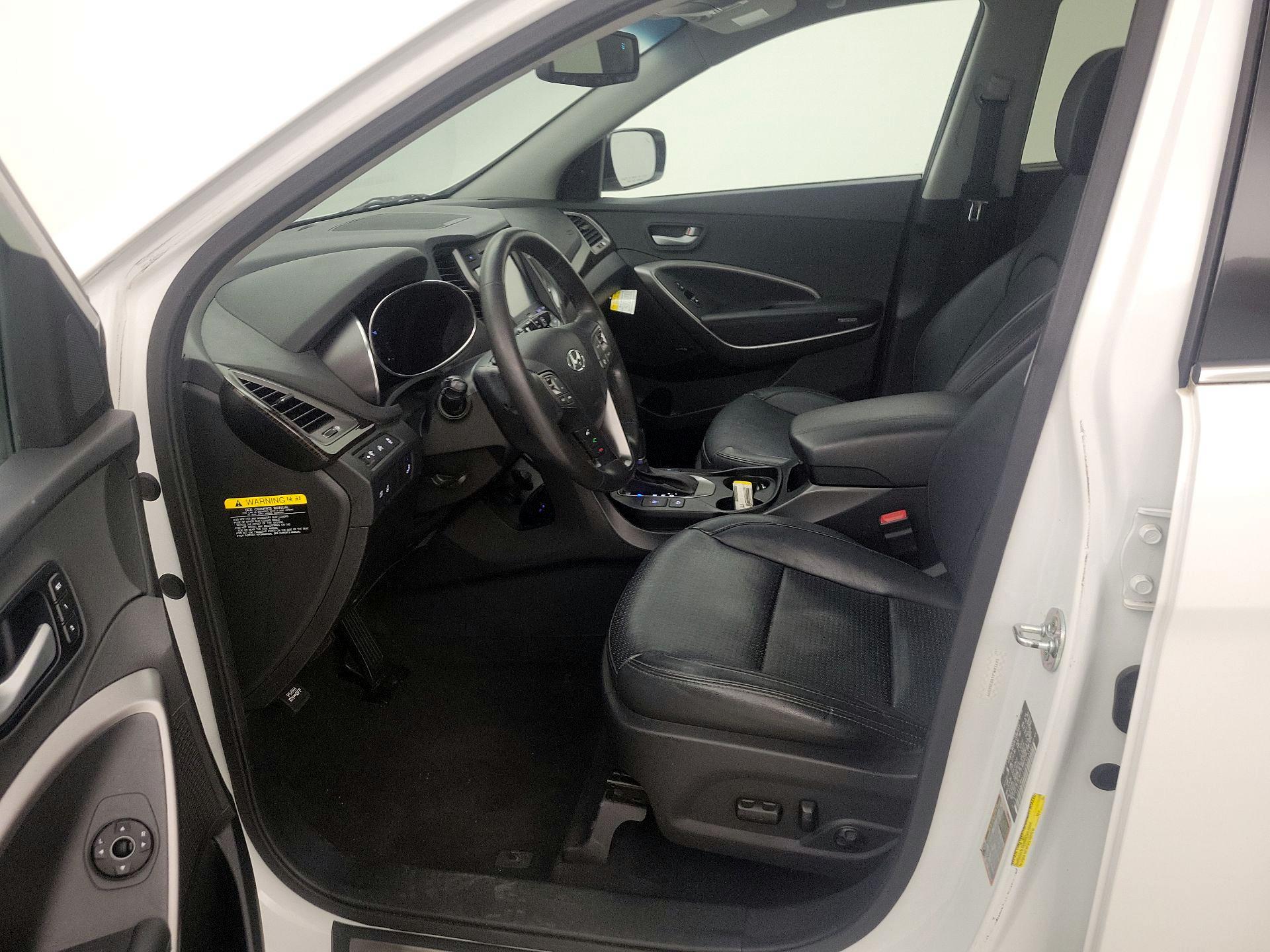 Thumbnail: 2016 Hyundai Santa Fe - 11