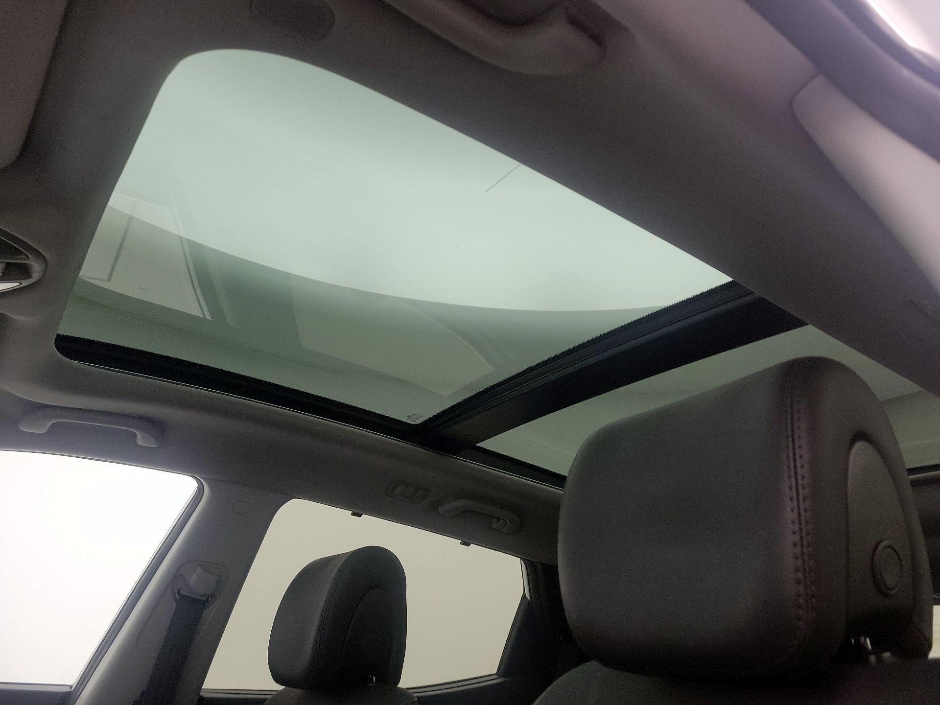 Thumbnail: 2016 Hyundai Santa Fe - 19