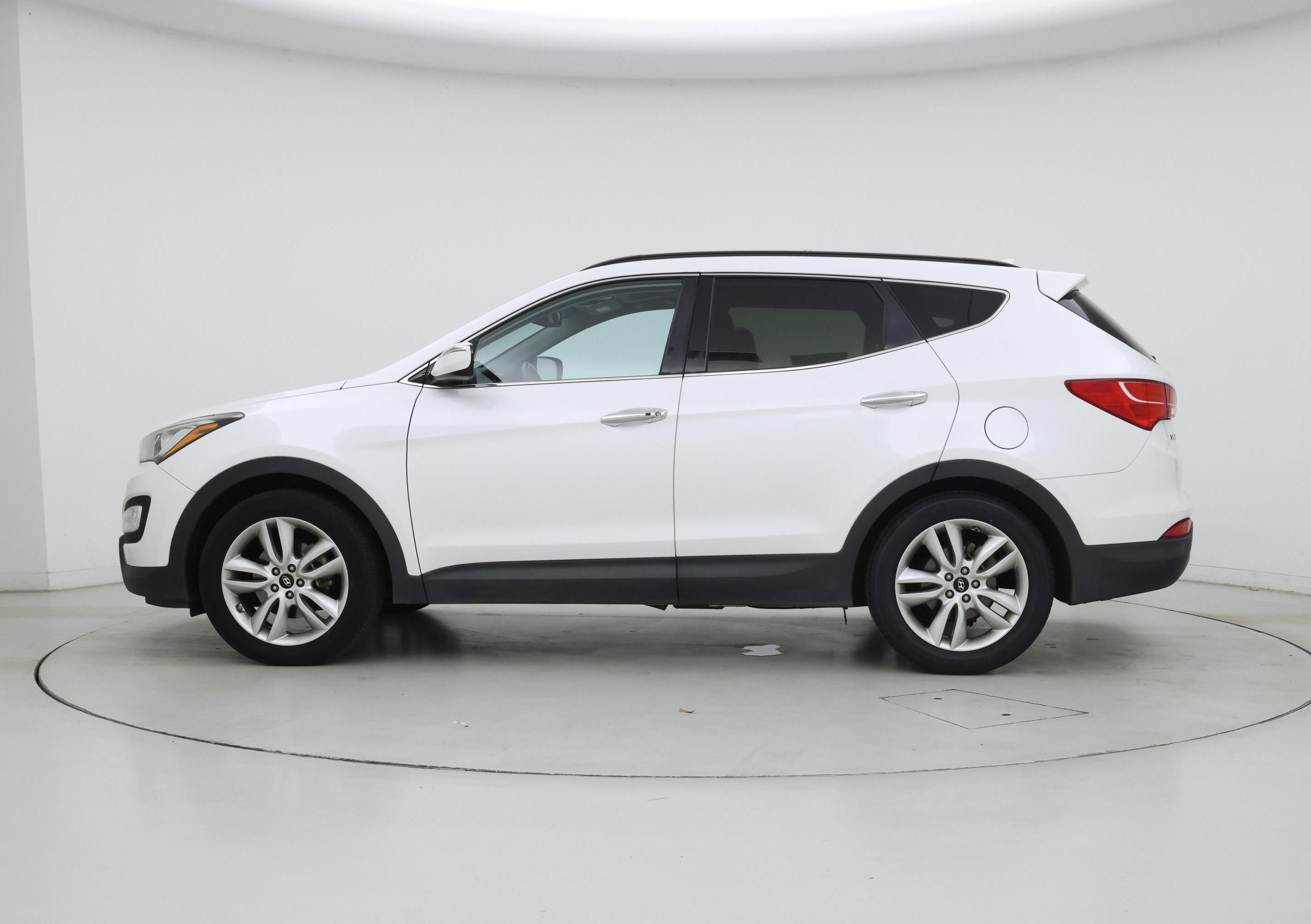 Thumbnail: 2016 Hyundai Santa Fe - 3