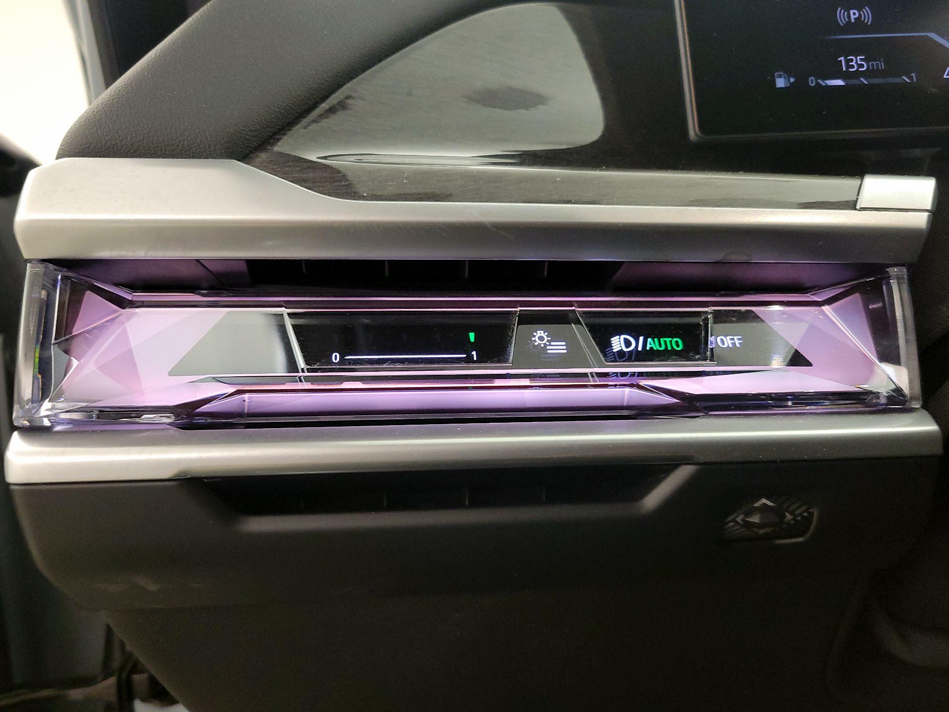 Thumbnail: 2023 BMW 7 Series - 13