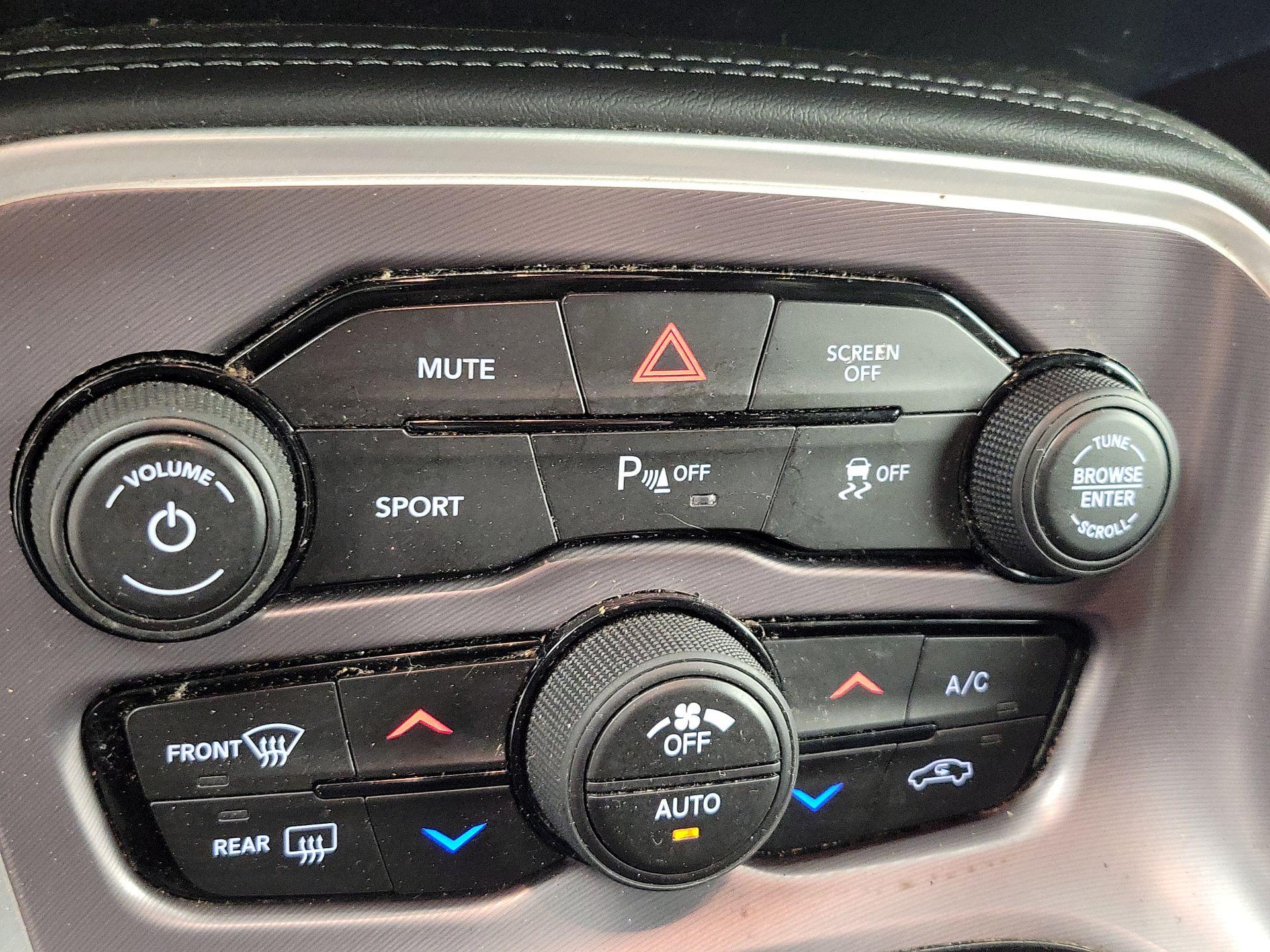 Thumbnail: 2020 Dodge Challenger - 16