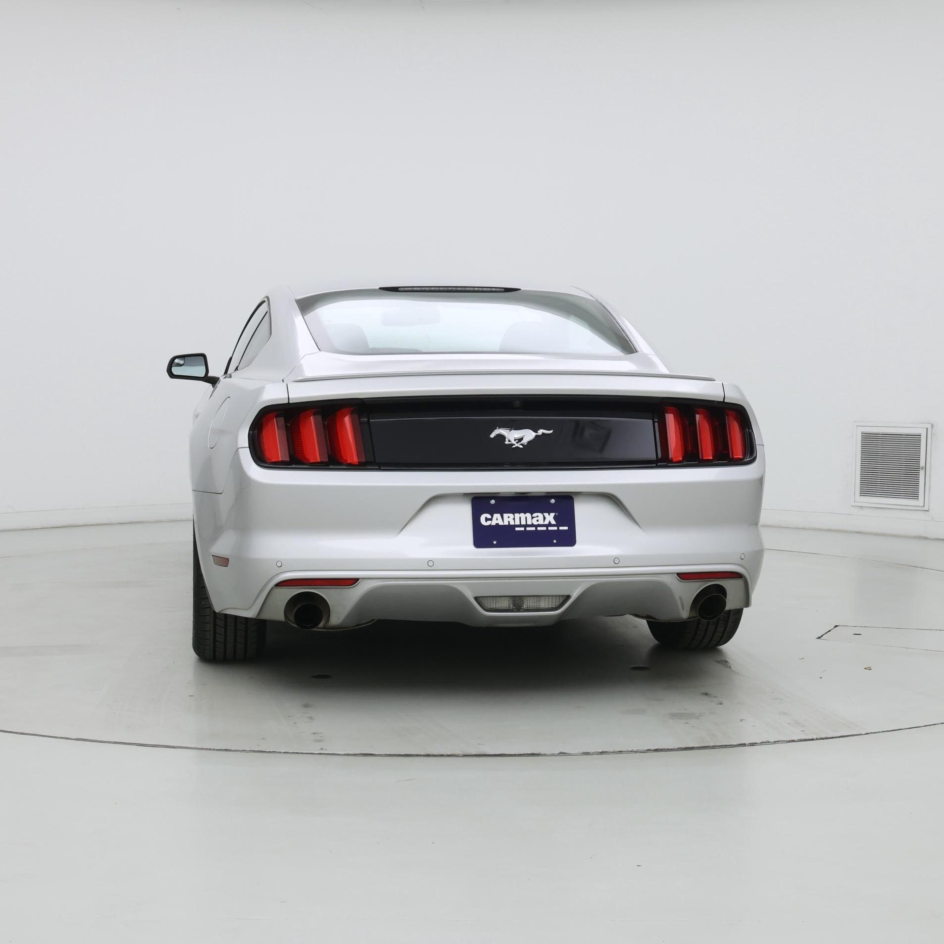 Thumbnail: 2015 Ford Mustang - 6