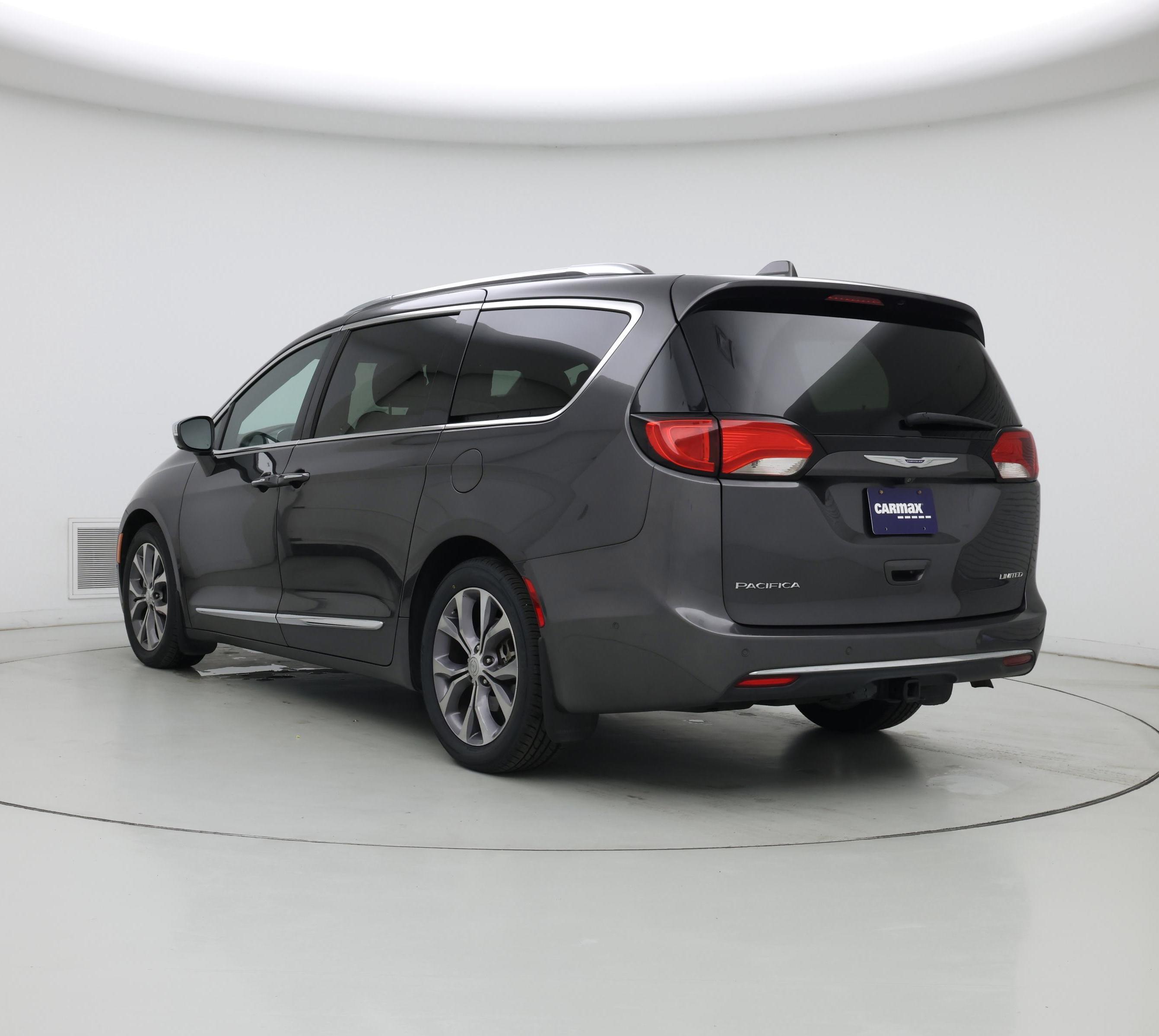 Thumbnail: 2020 Chrysler Pacifica - 2