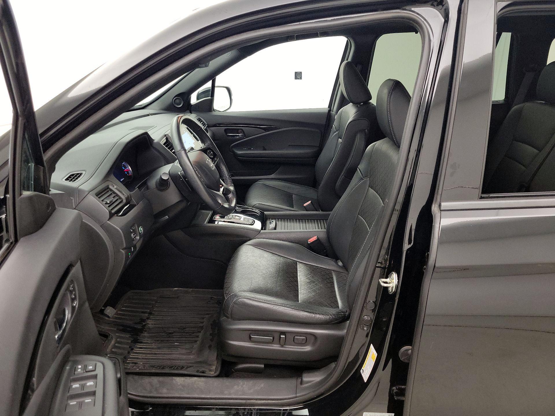 Thumbnail: 2019 Honda Passport - 11