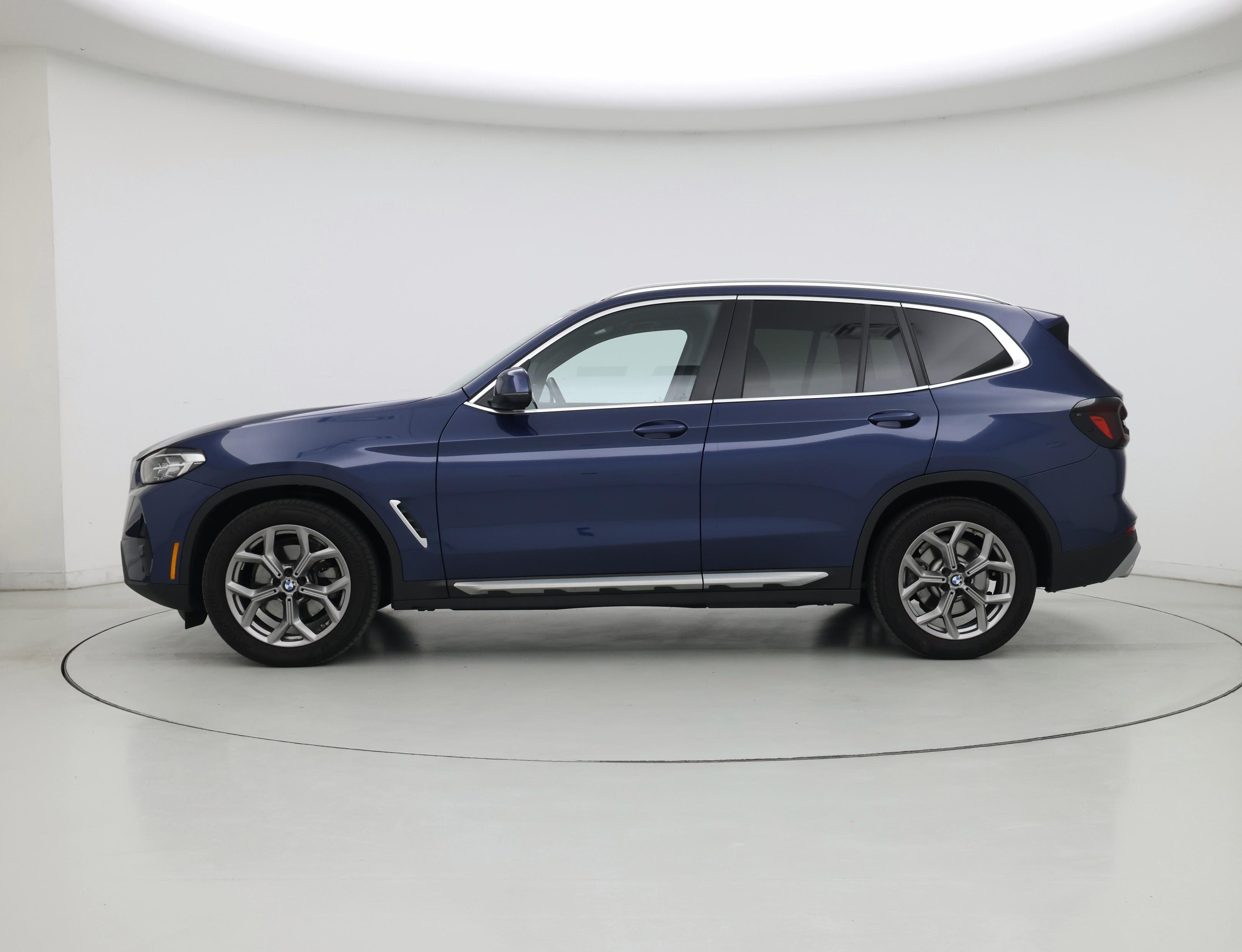Thumbnail: 2023 BMW X3 - 3