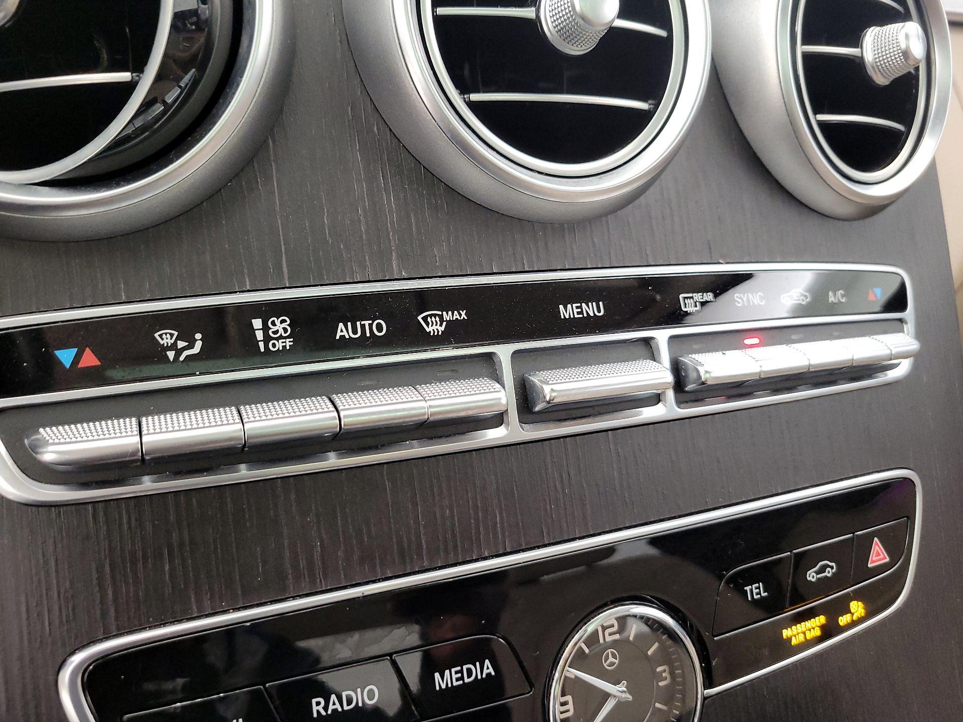 Thumbnail: 2021 Mercedes-Benz C-Class - 17