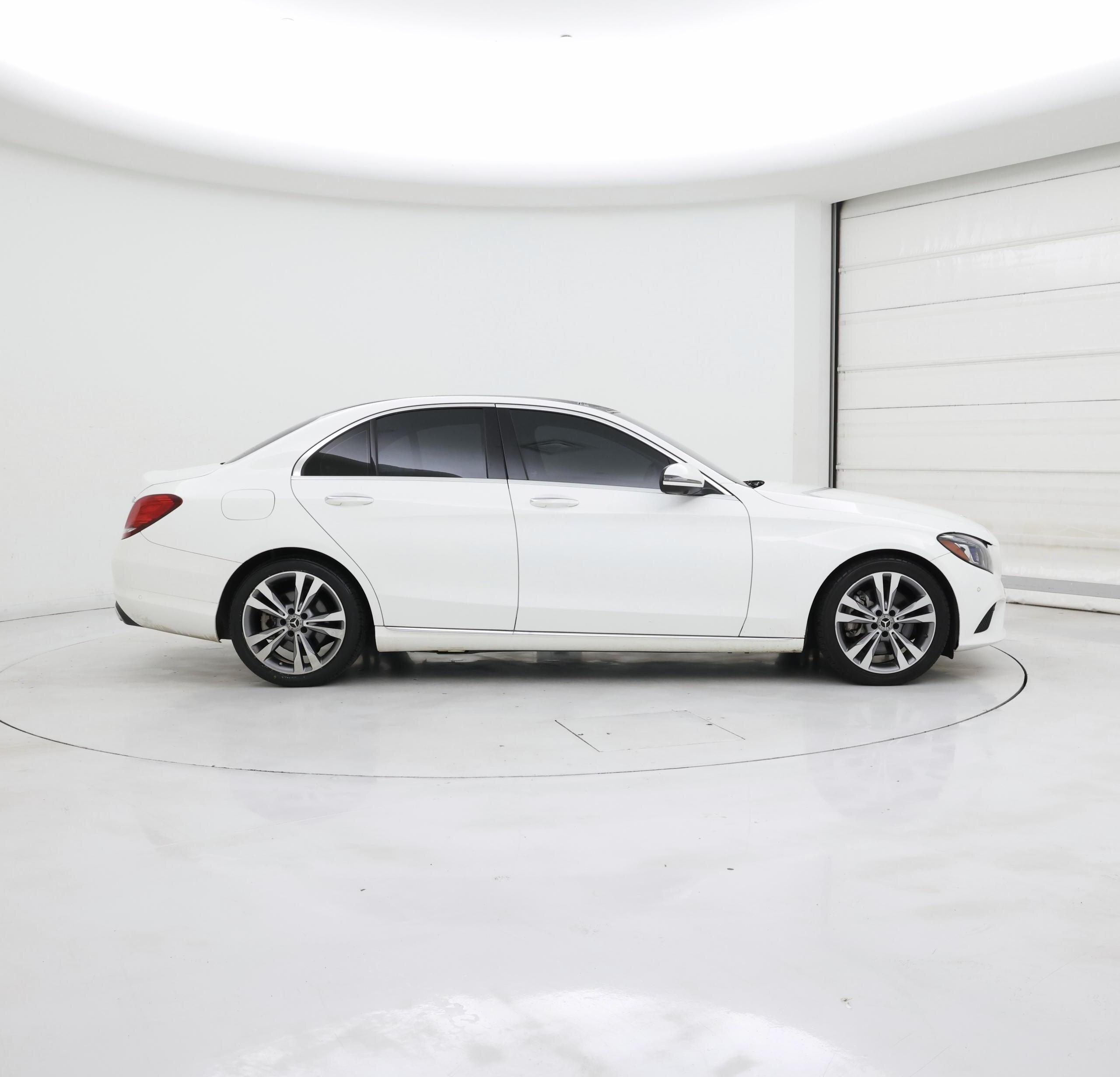 Thumbnail: 2021 Mercedes-Benz C-Class - 7