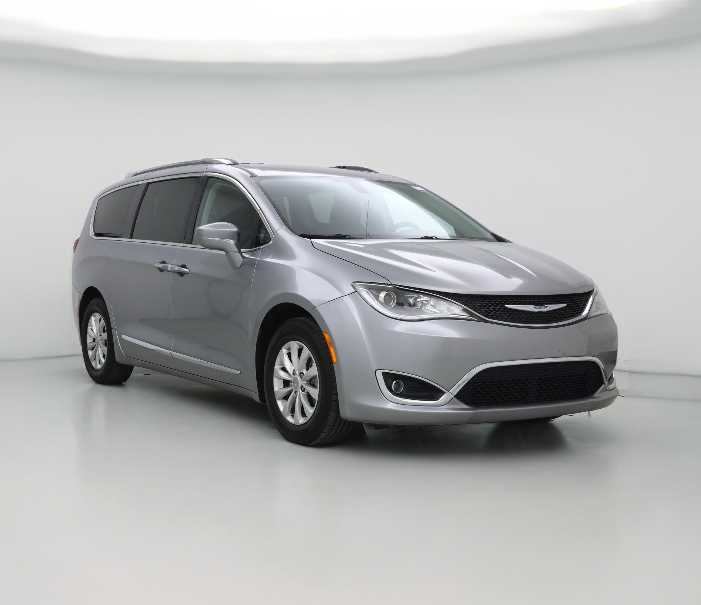 Thumbnail: 2019 Chrysler Pacifica - 1