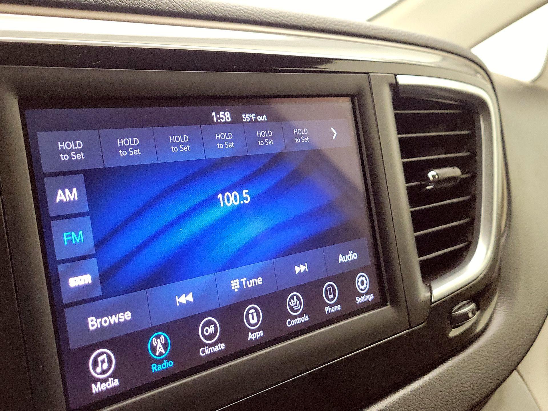 Thumbnail: 2019 Chrysler Pacifica - 15