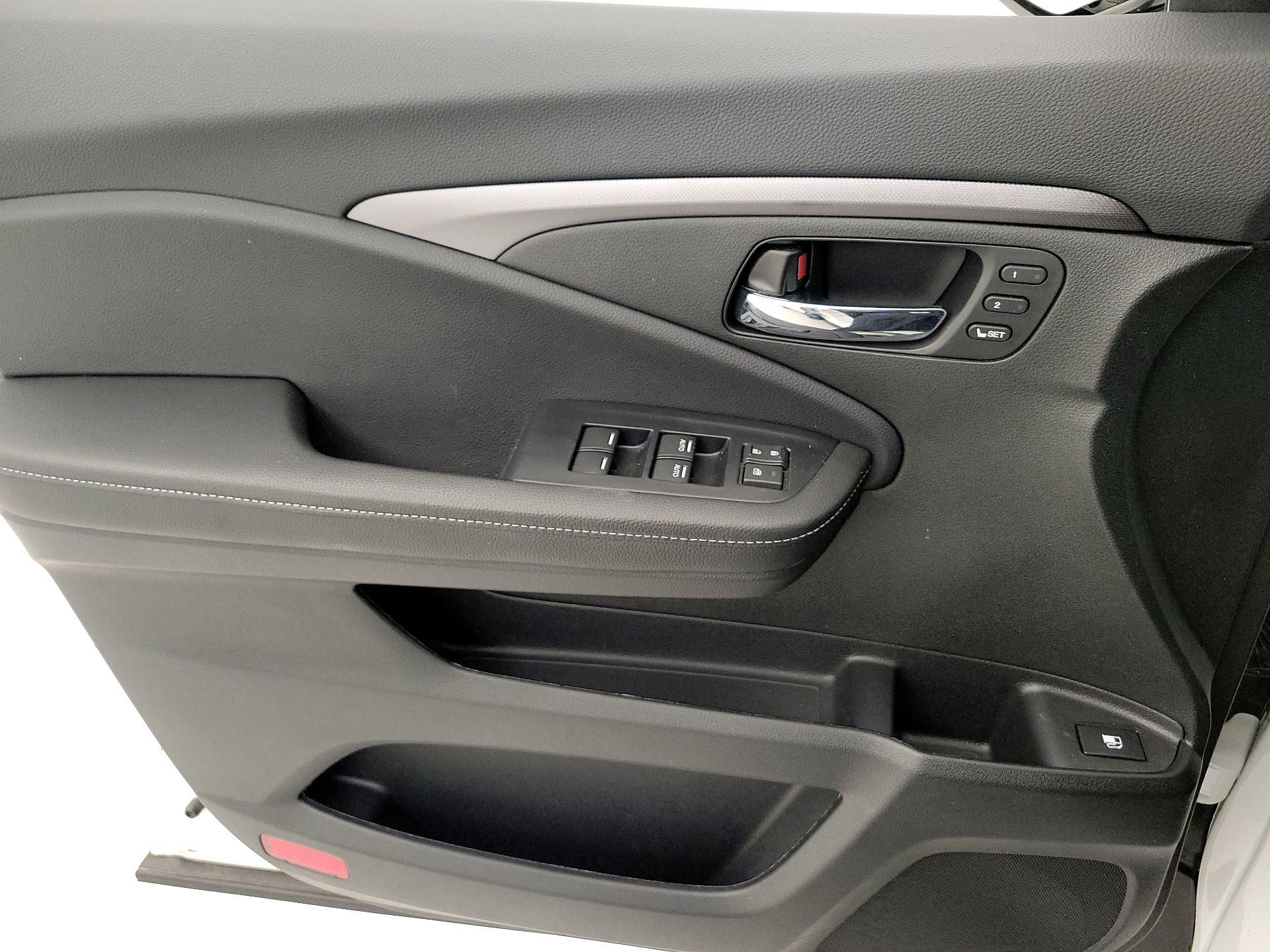 Thumbnail: 2025 Honda Ridgeline - 12